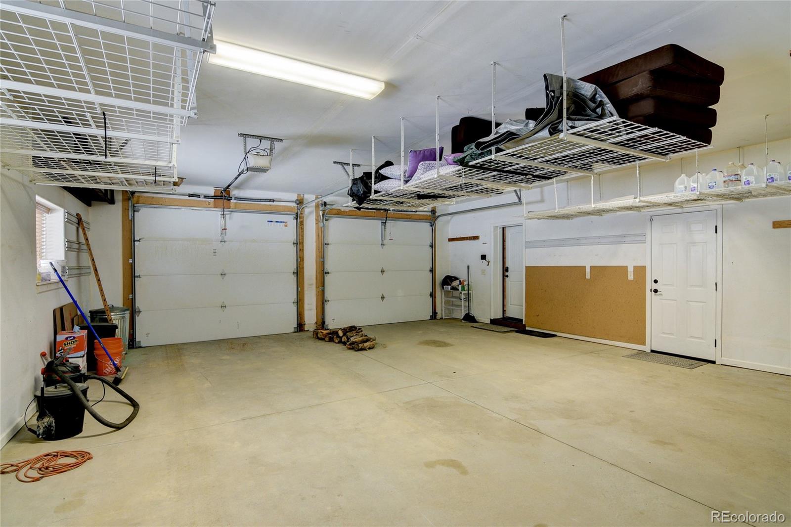 30220 Columbia Point