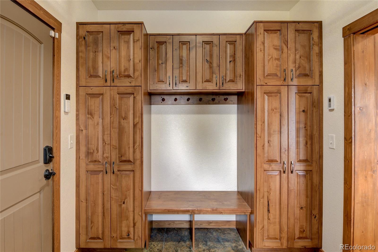 30220 Columbia Point