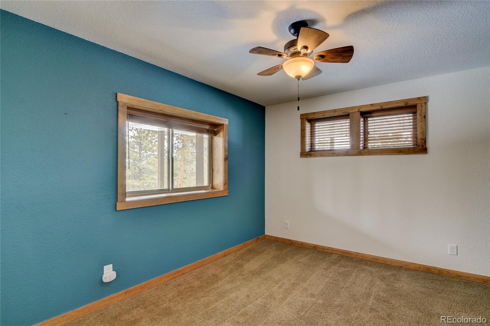 30220 Columbia Point