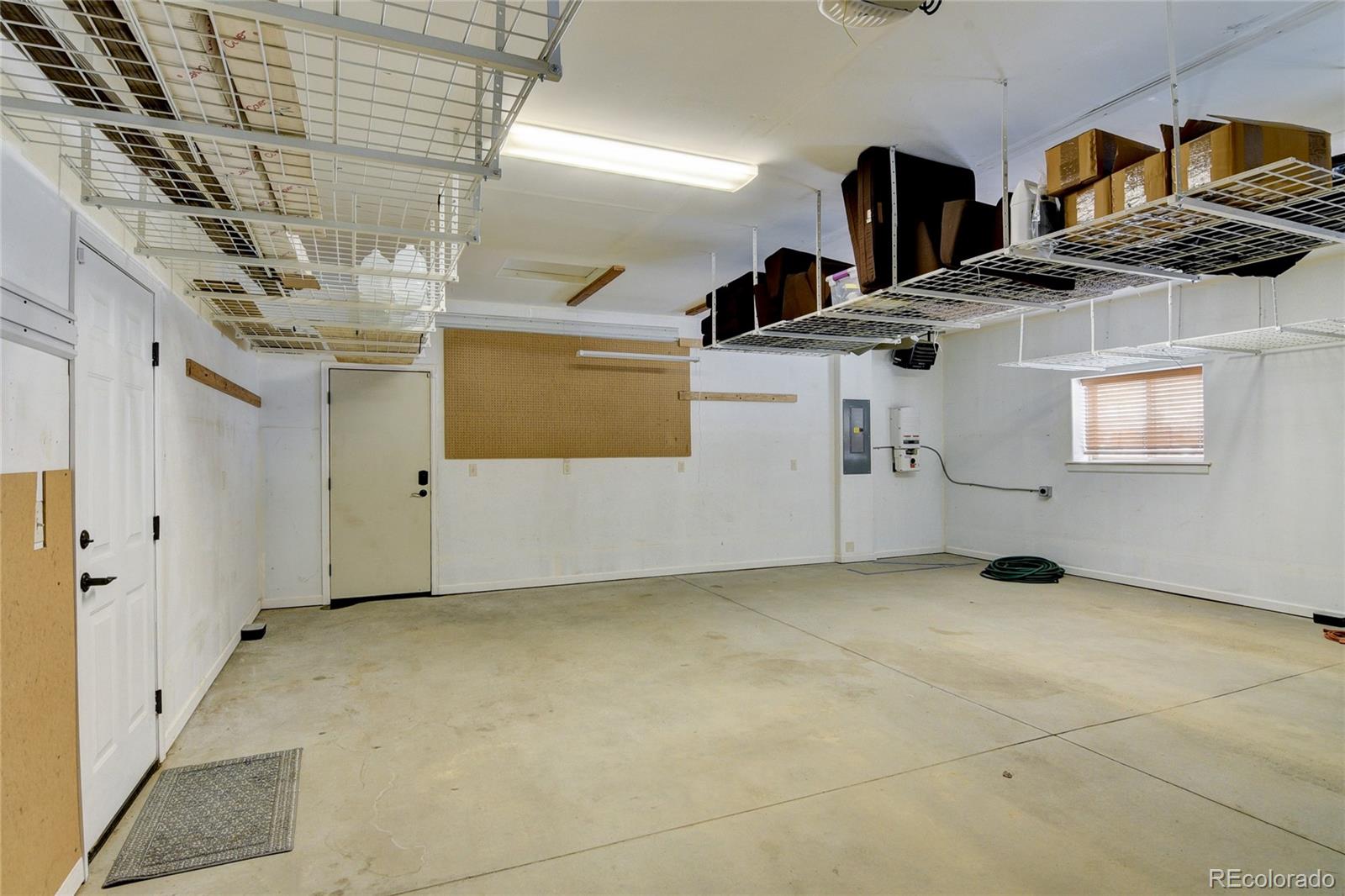 30220 Columbia Point