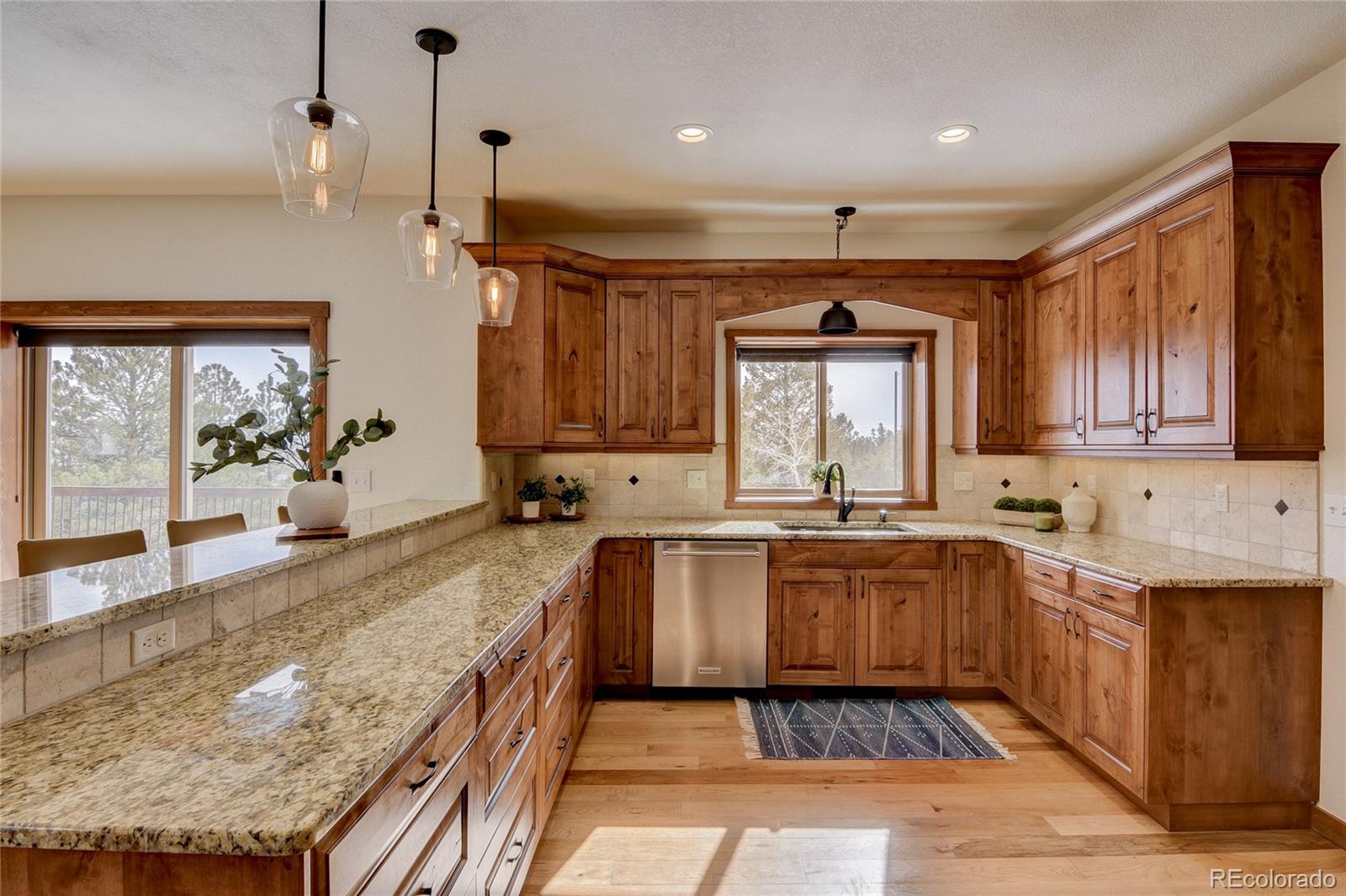 30220 Columbia Point