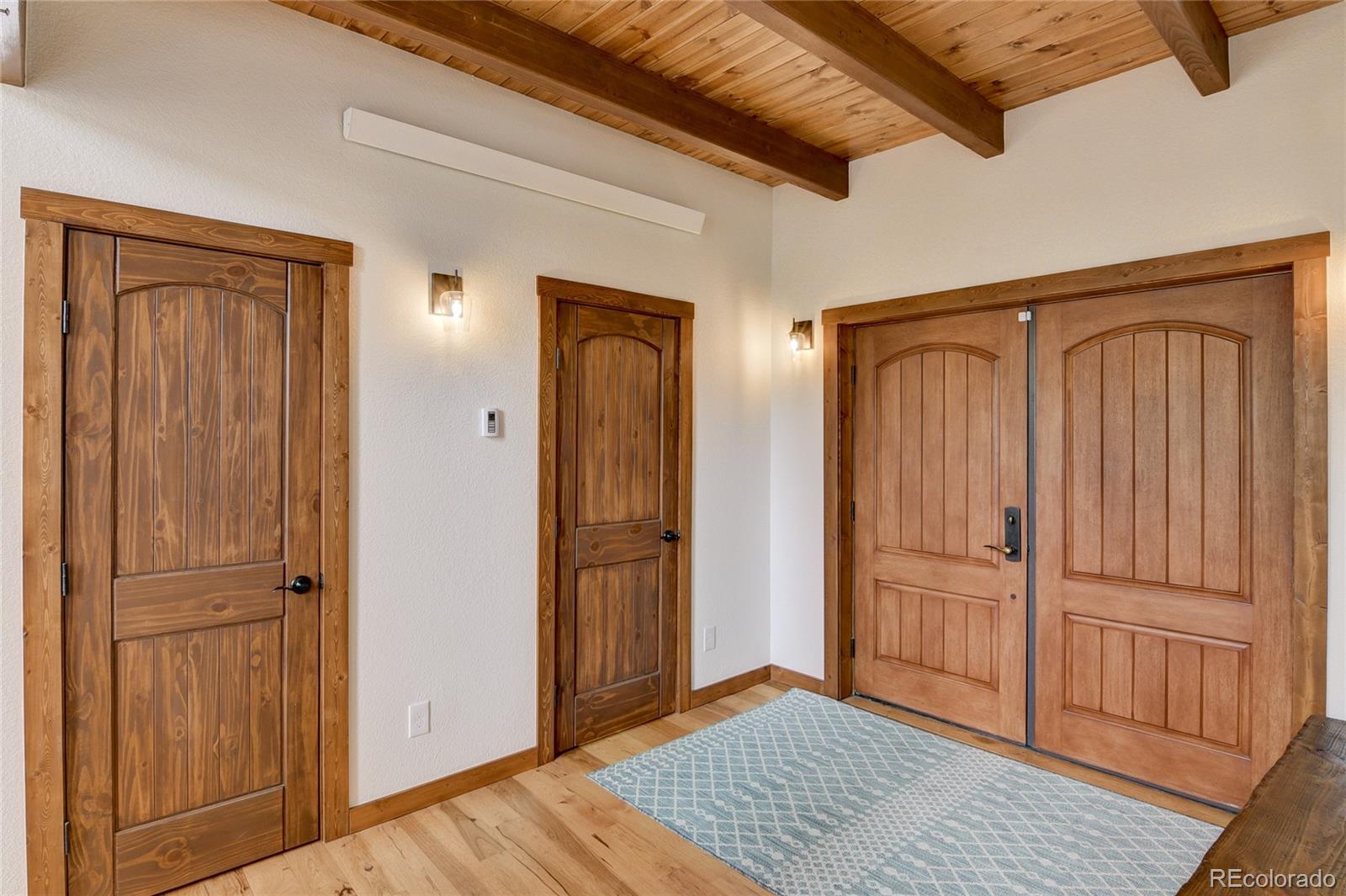 30220 Columbia Point