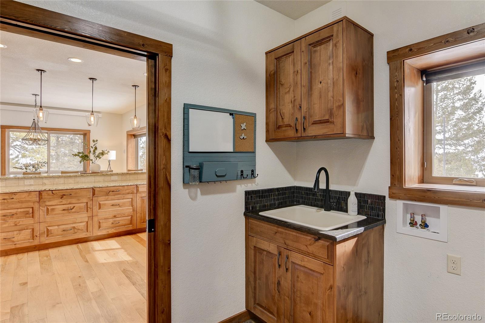 30220 Columbia Point