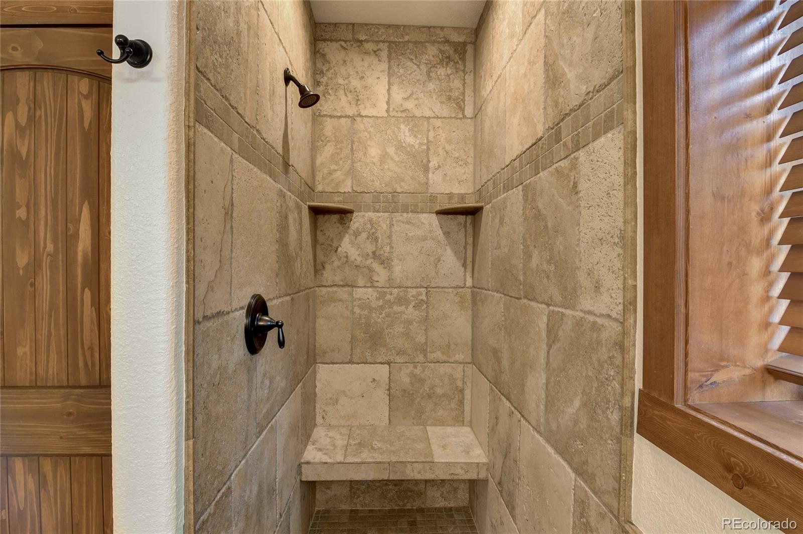 30220 Columbia Point