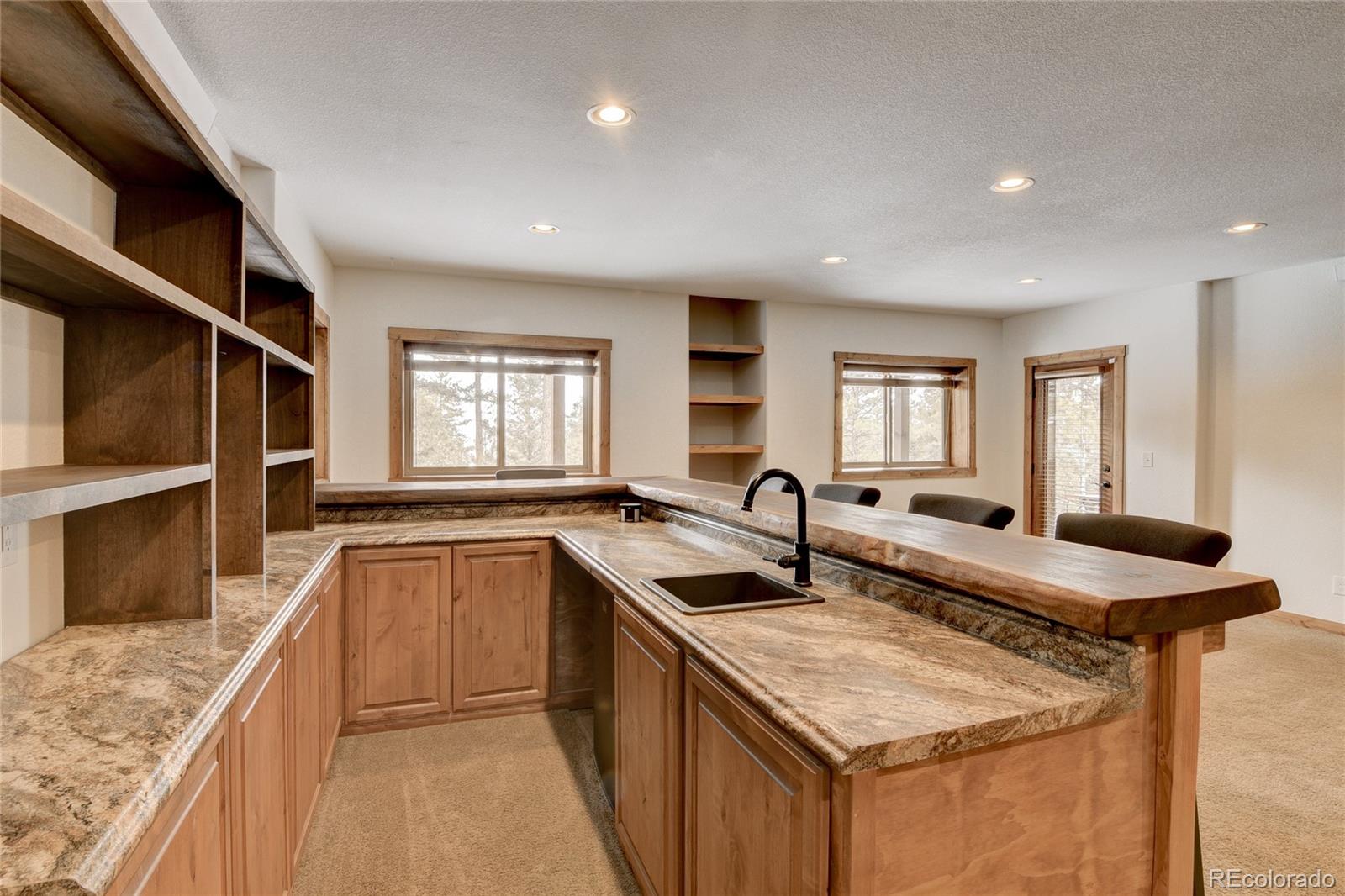 30220 Columbia Point