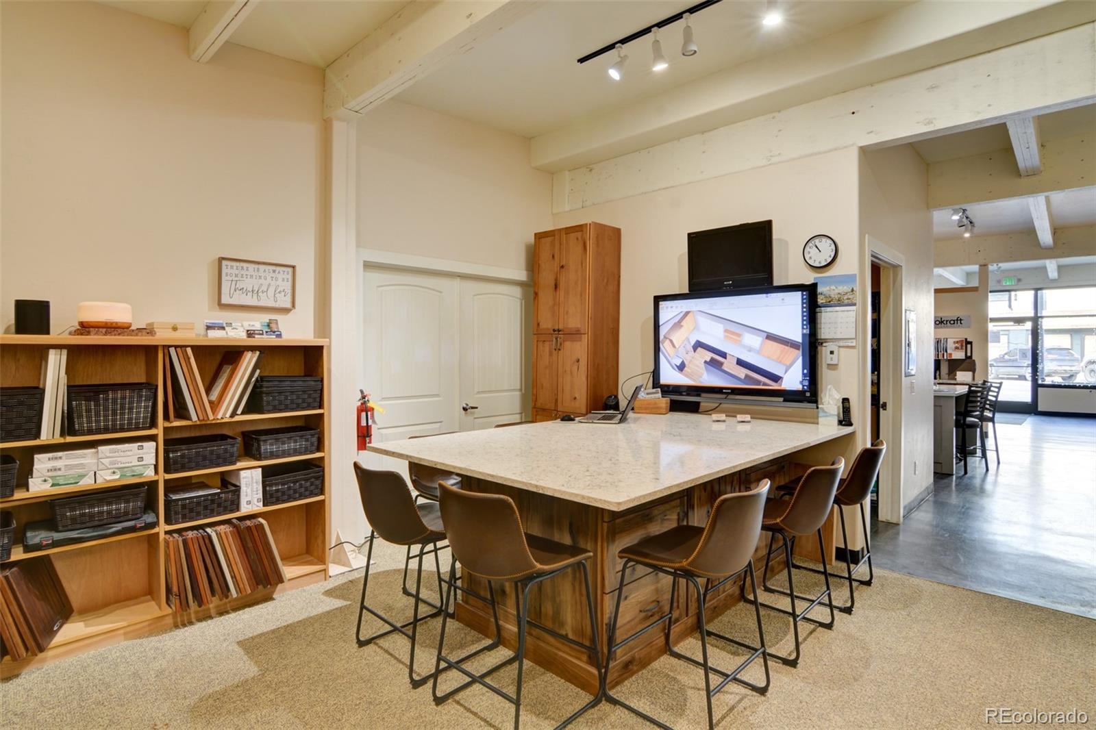 301 E Main Street Unit: 115