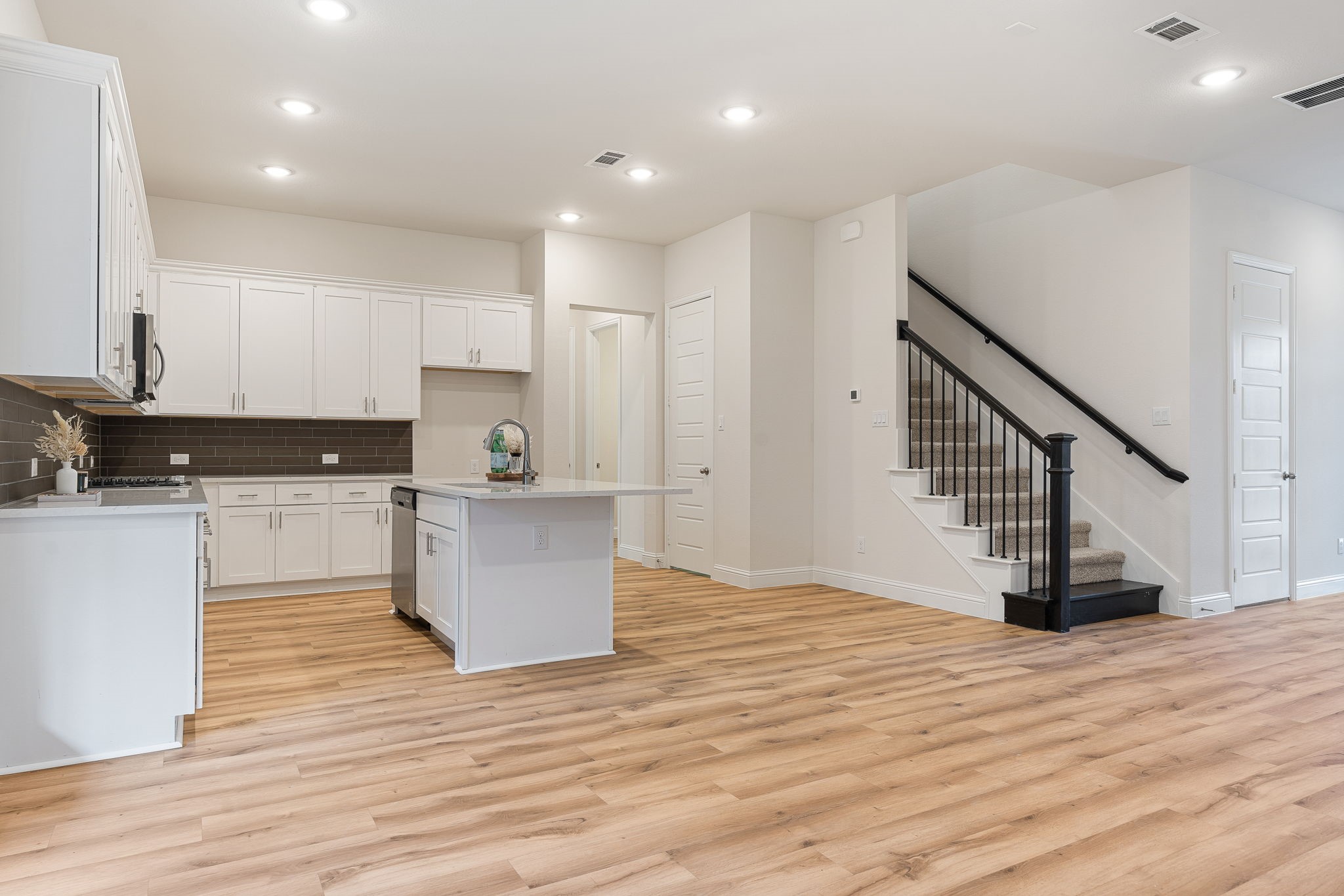 110 Bridgewater Way Unit: 12