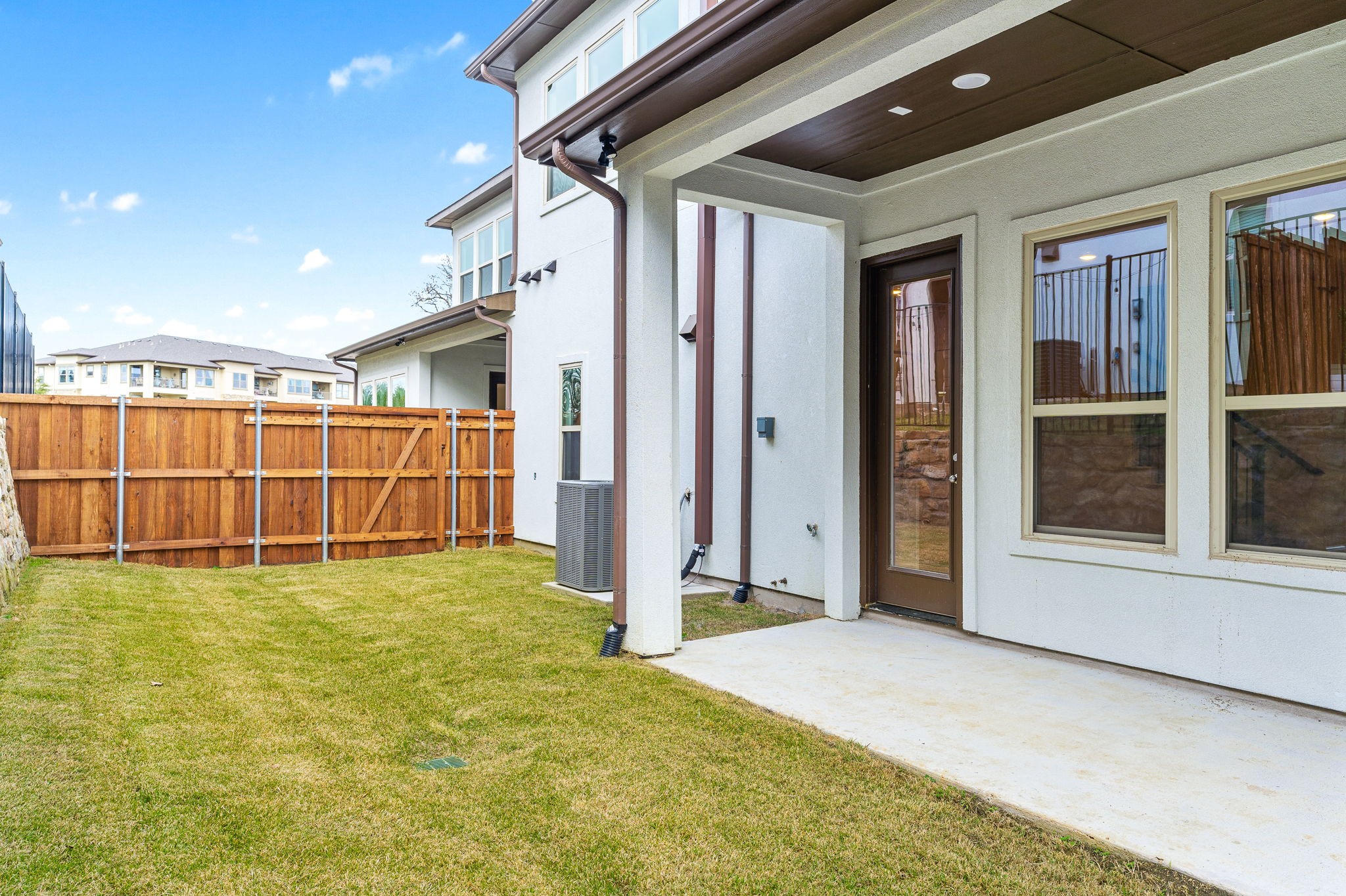 421 Waterscape Drive 927