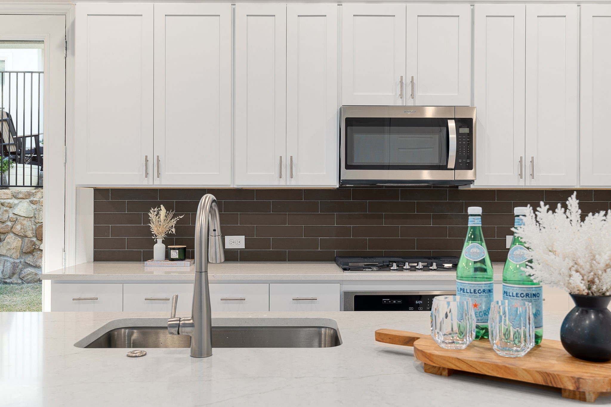 421 Waterscape Drive 927