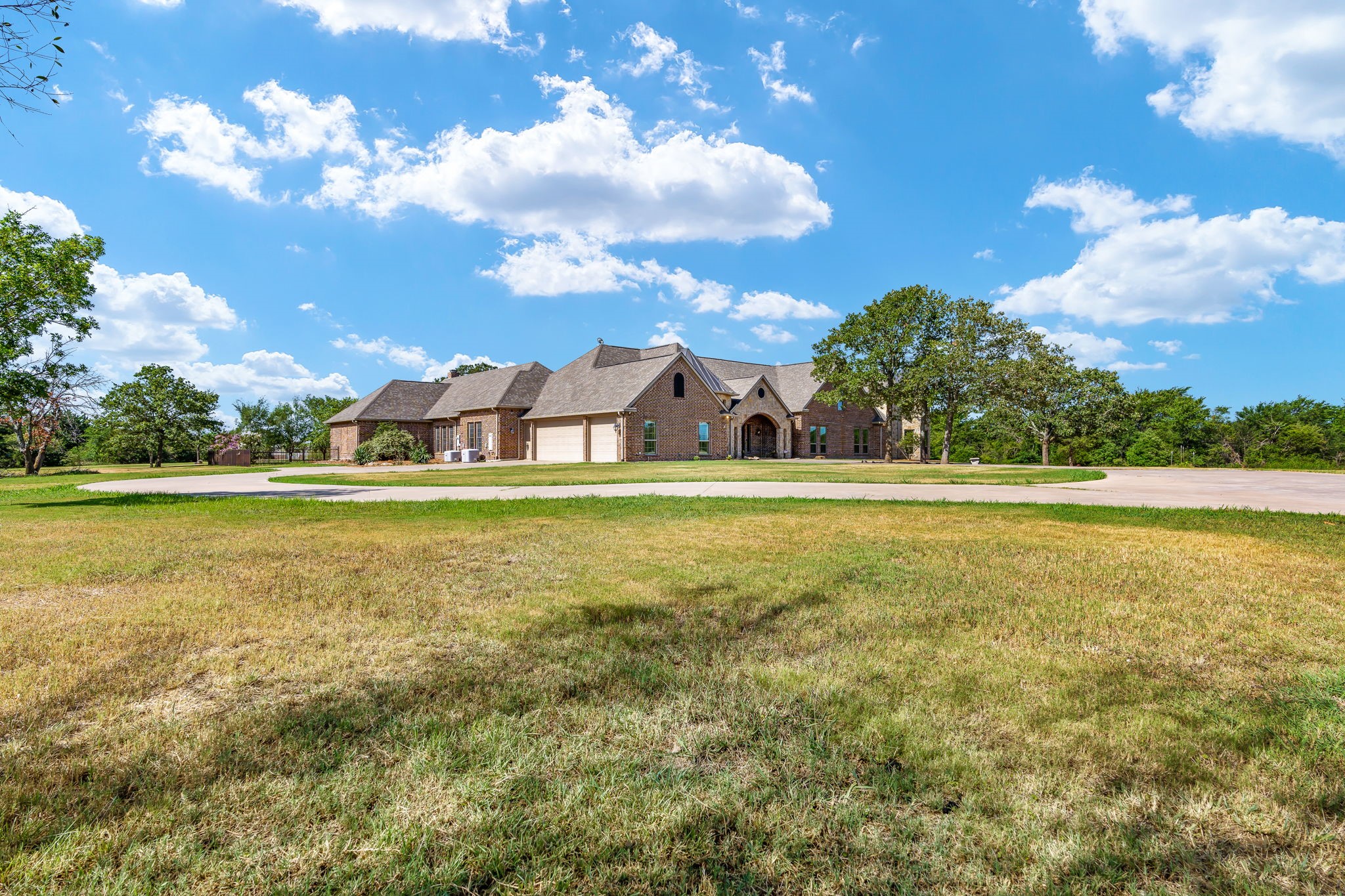 520 Eagle Cove Circle