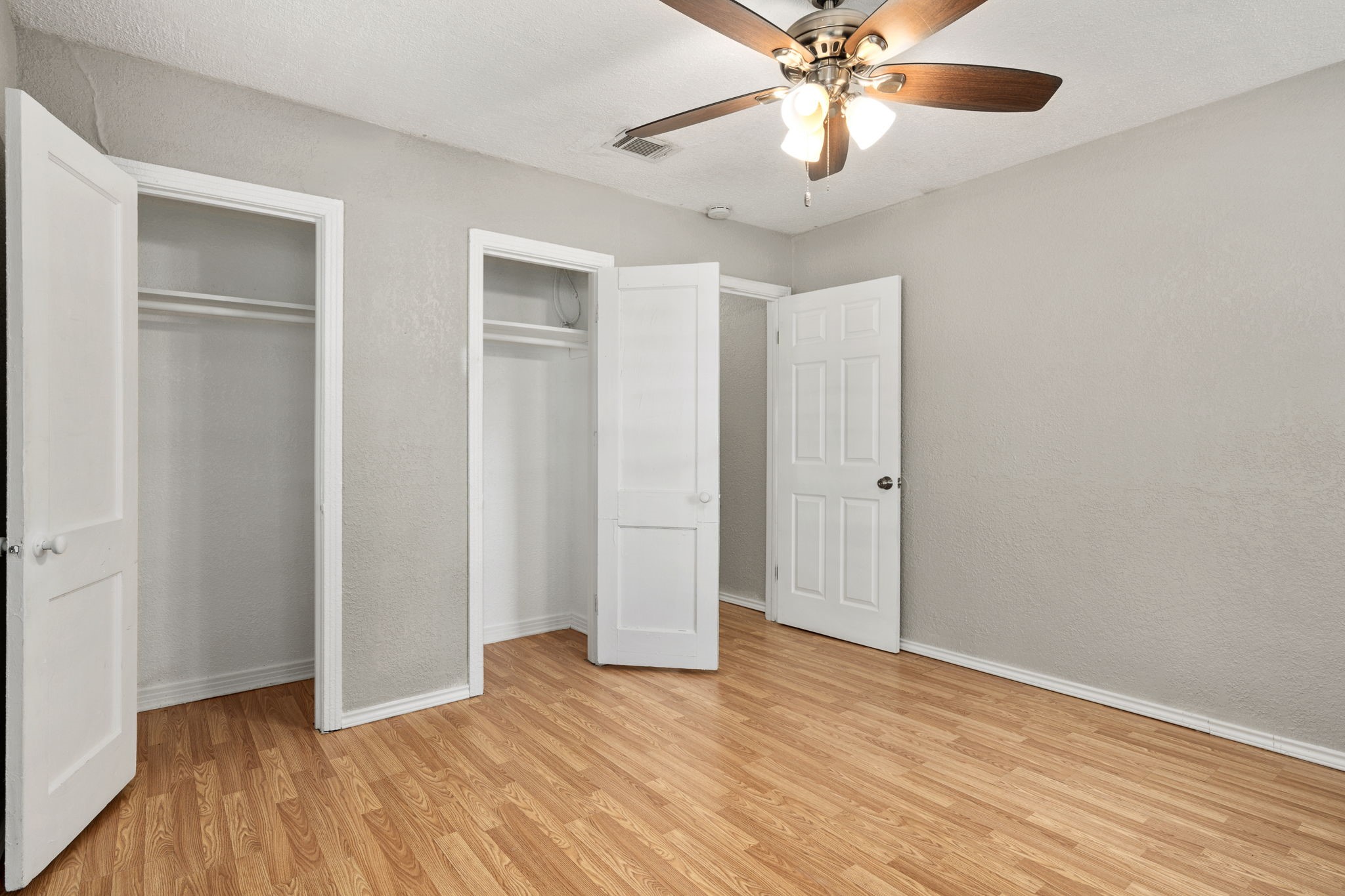 416 Mullins
