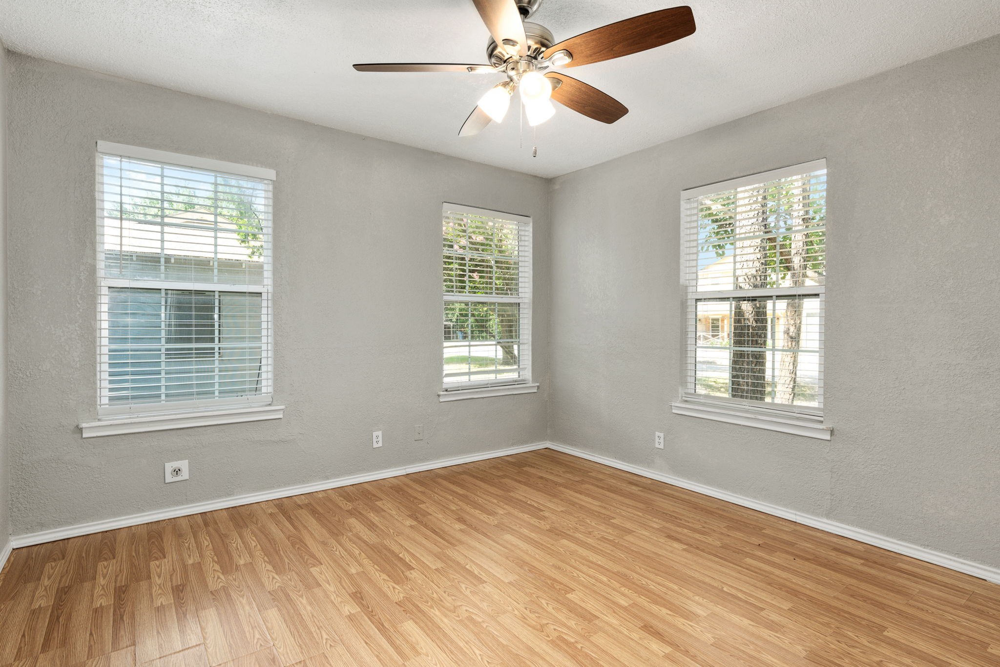 416 Mullins