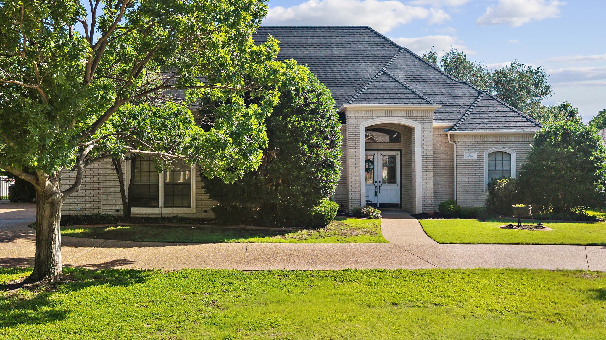 10 Fair Green Drive