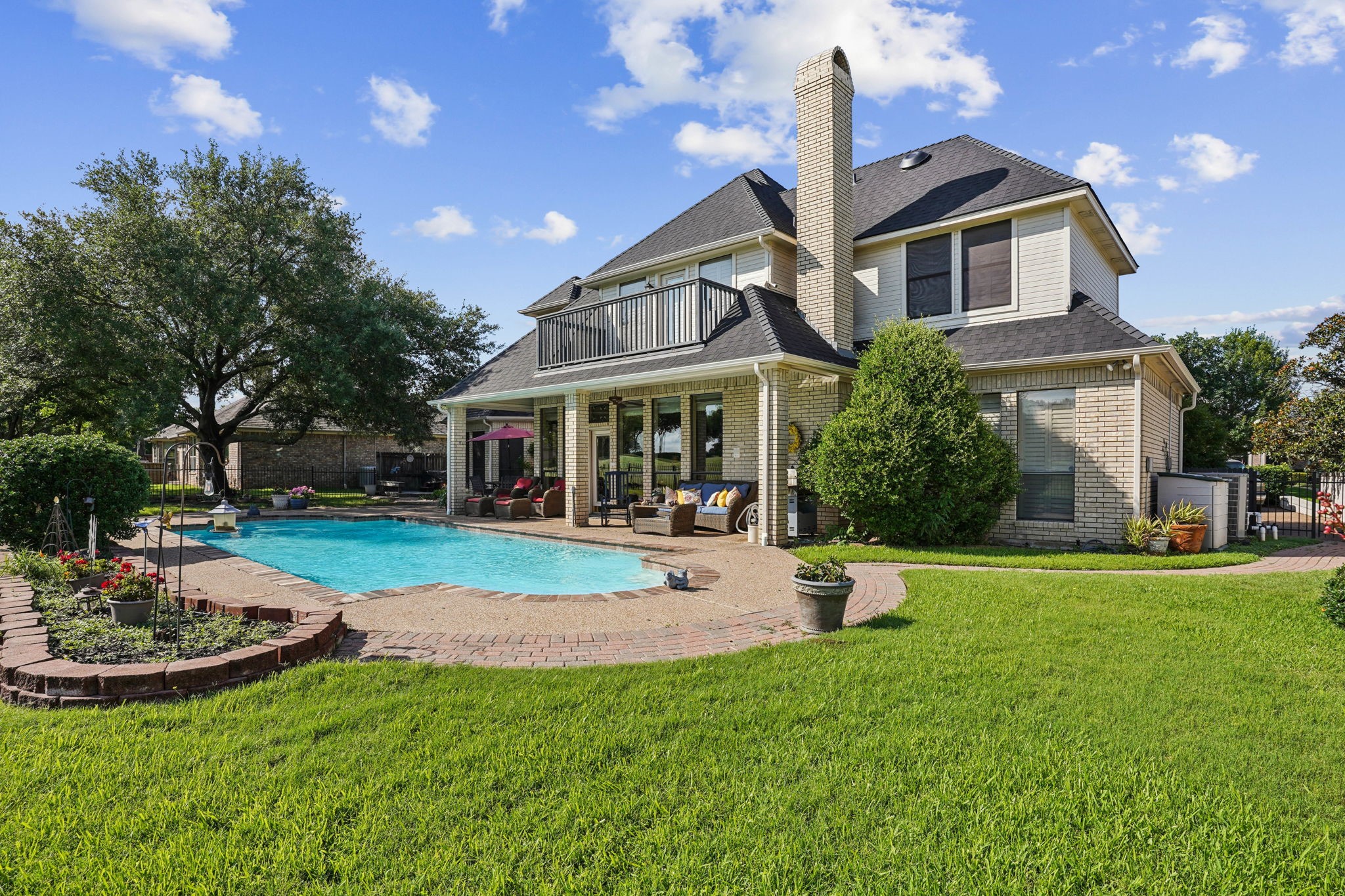 10 Fair Green Drive