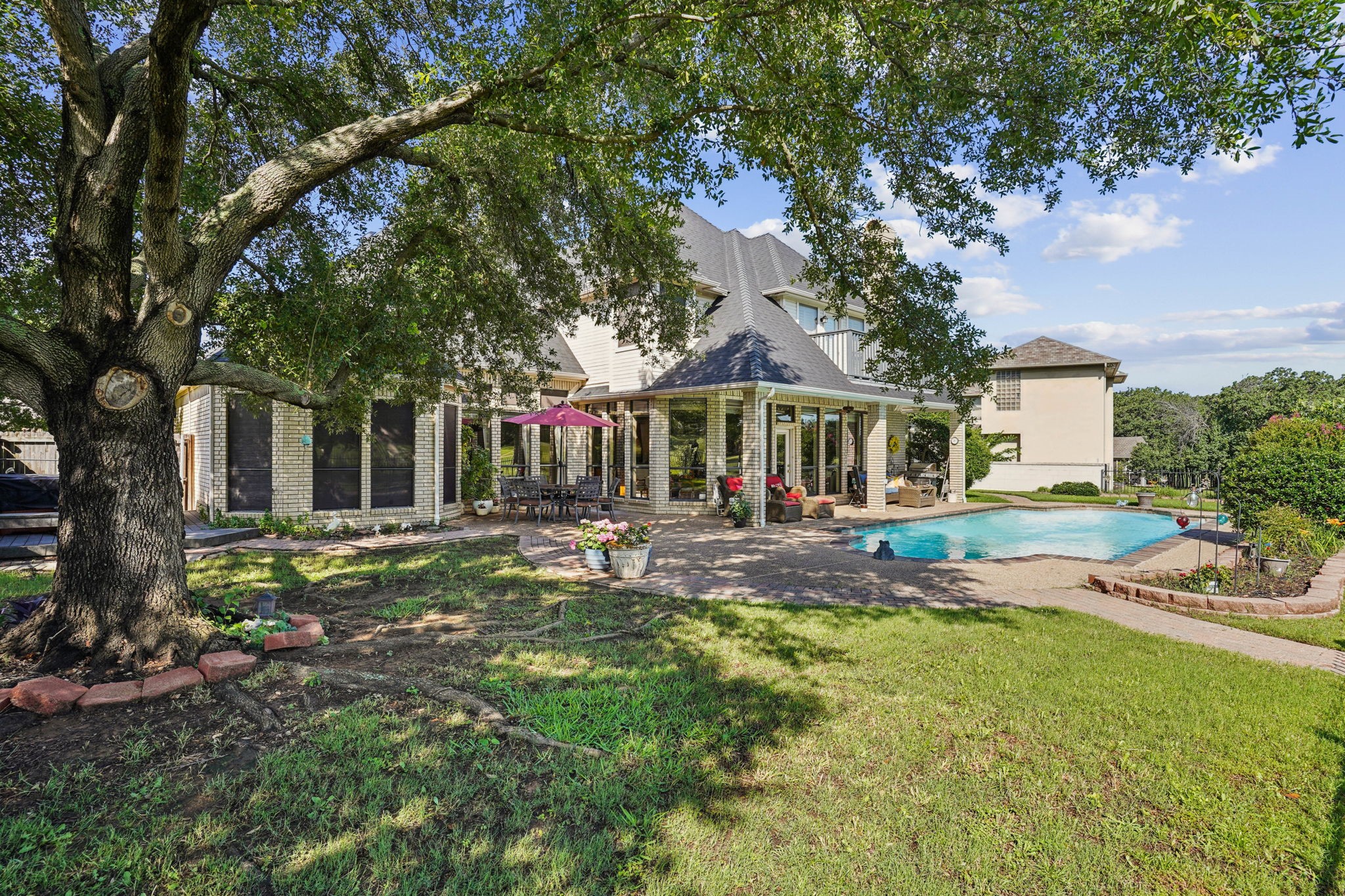 10 Fair Green Drive