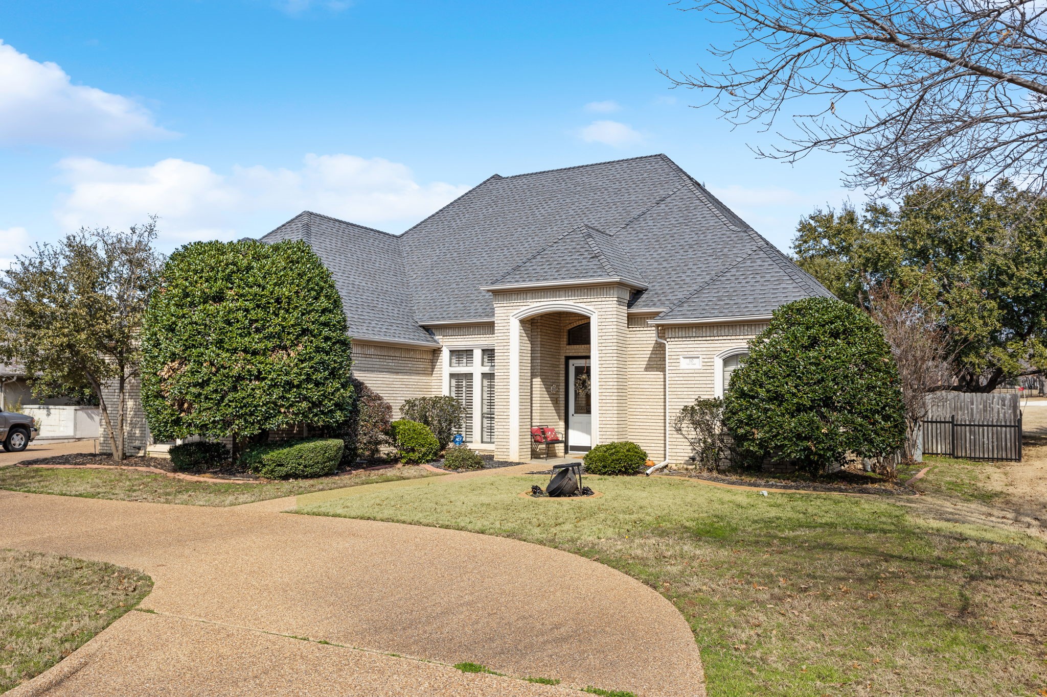 10 Fair Green Drive