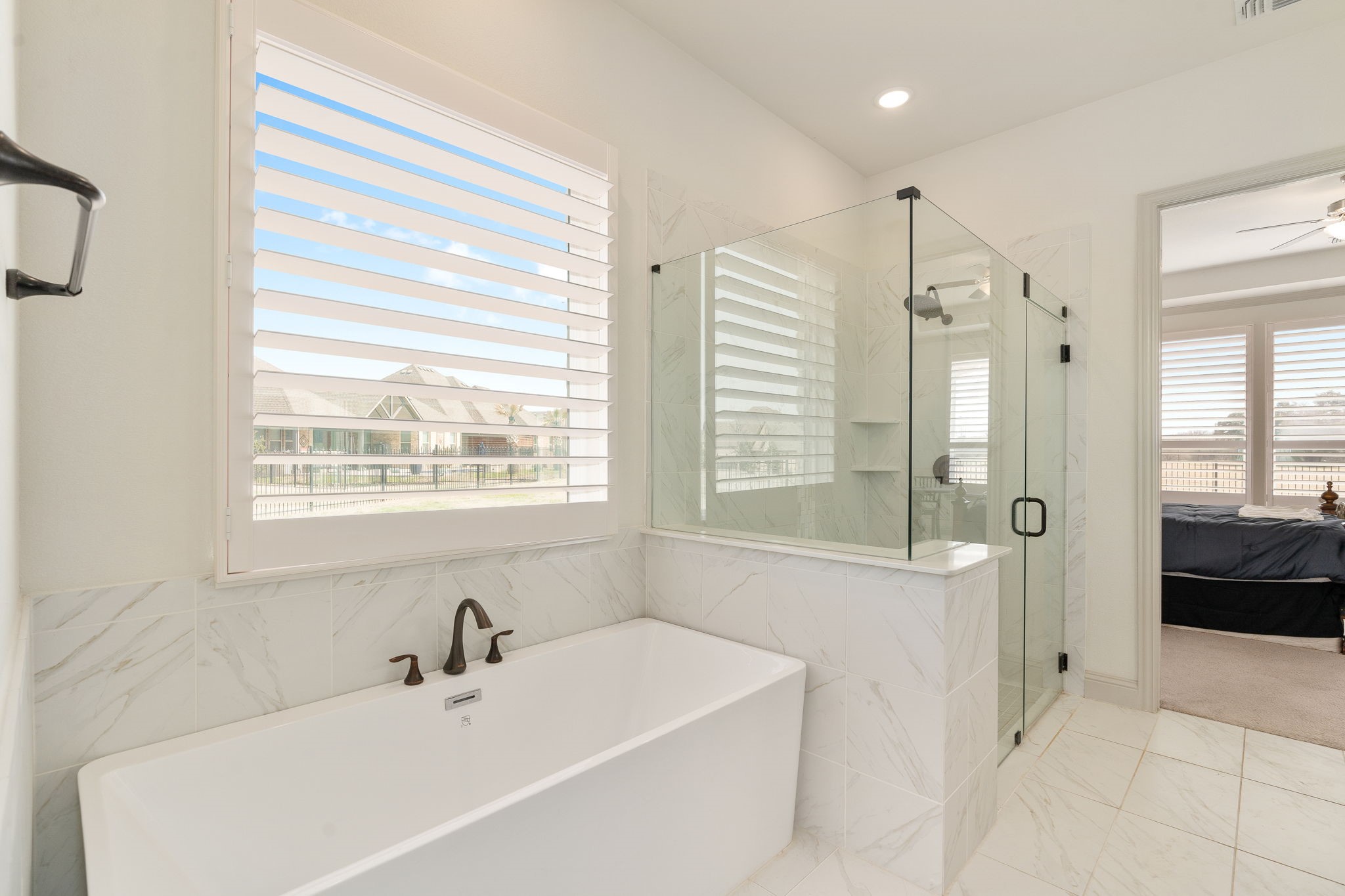 12140 Indian Creek Drive