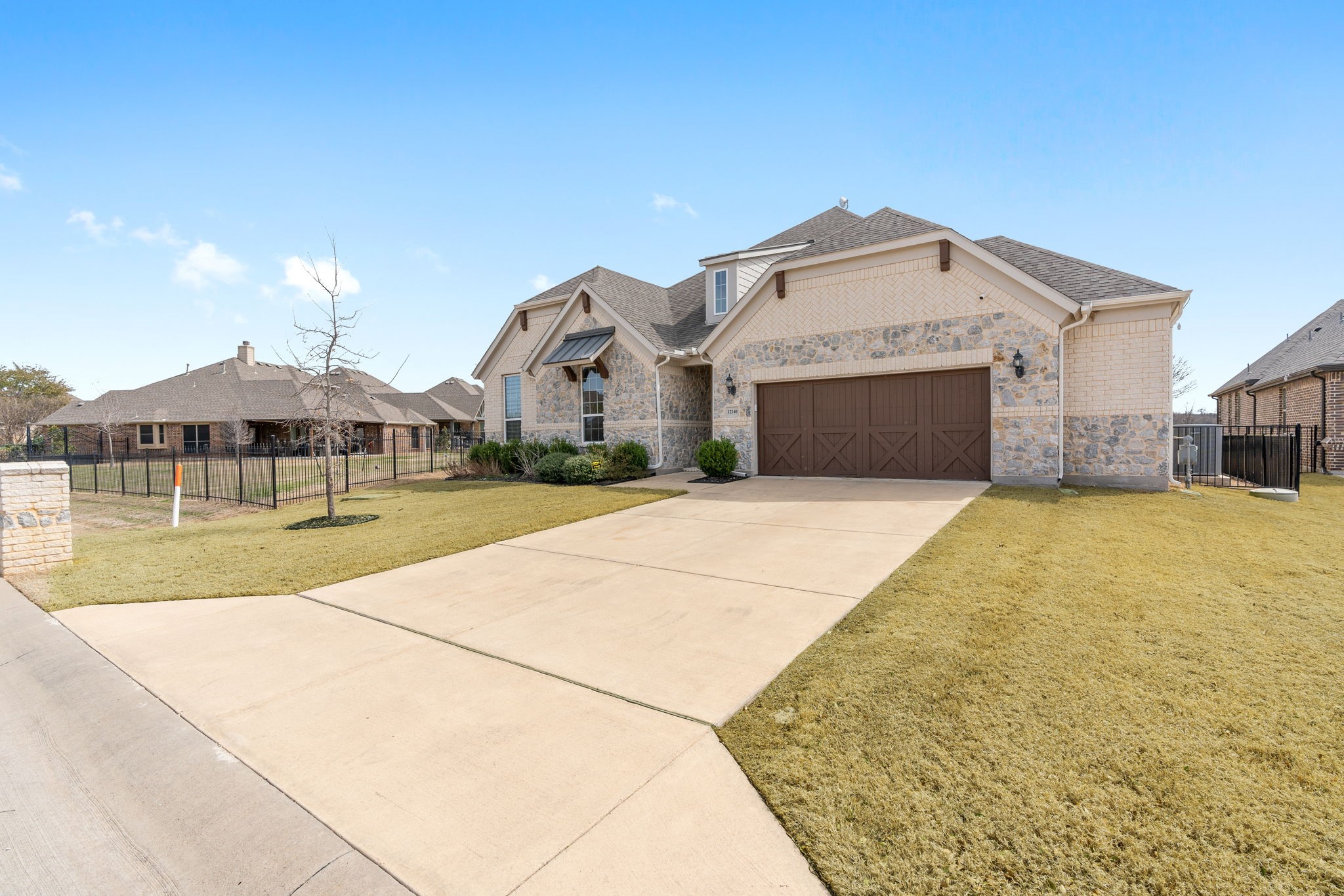 12140 Indian Creek Drive