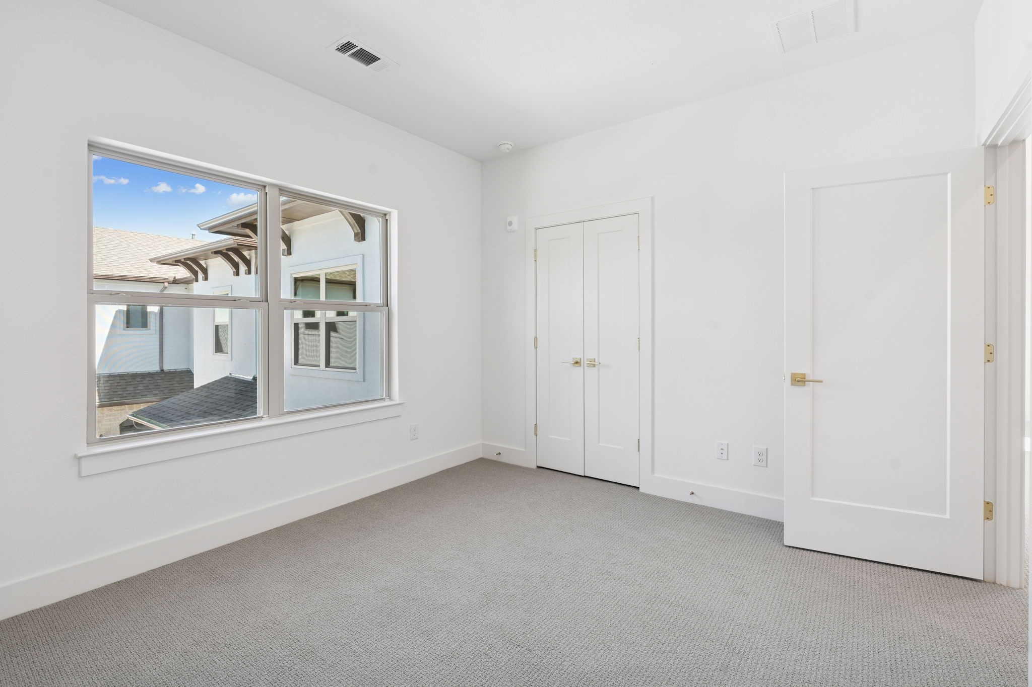 444 Waters Edge Drive 719