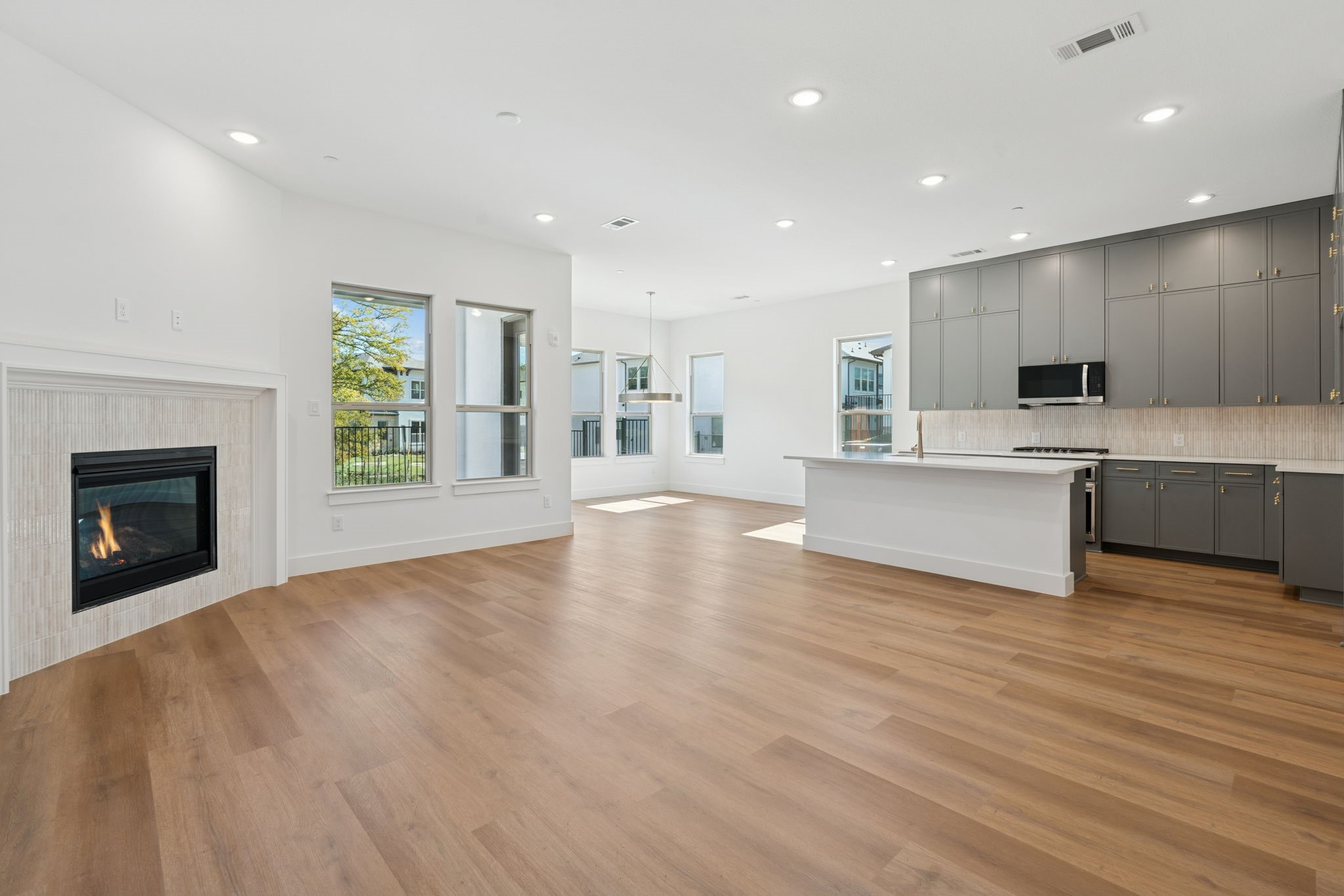 444 Waters Edge Drive 719