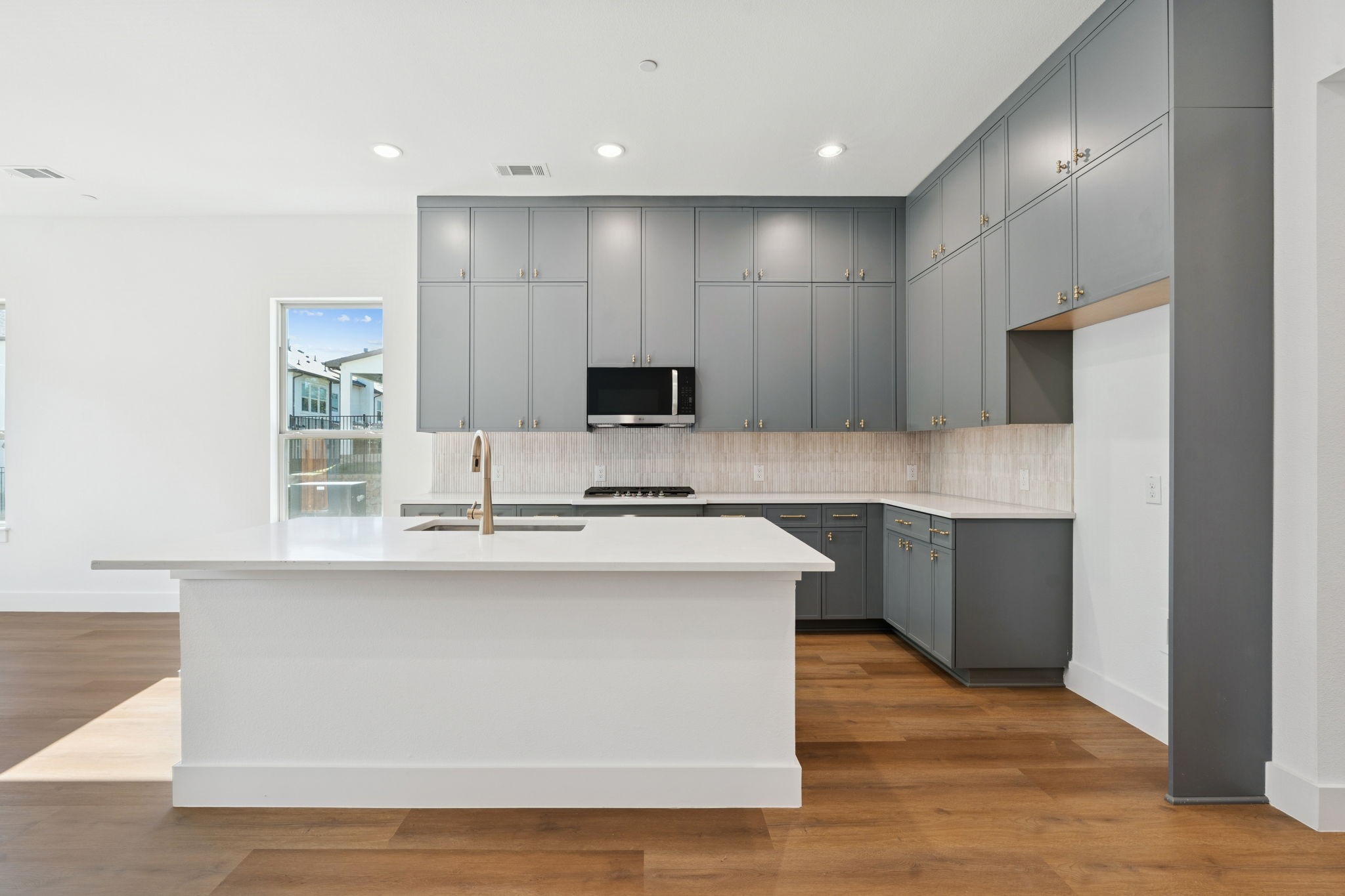 444 Waters Edge Drive 719