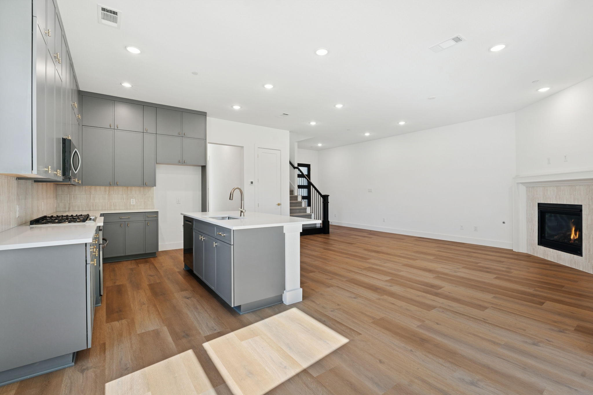 444 Waters Edge Drive 719