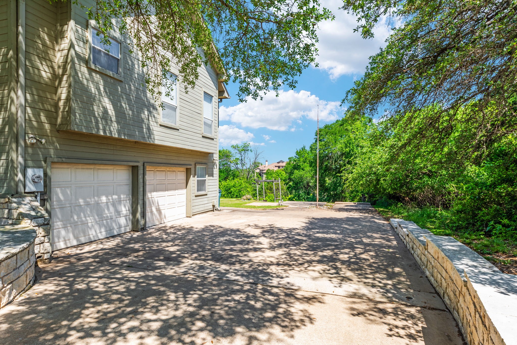 1239 Overlook Court