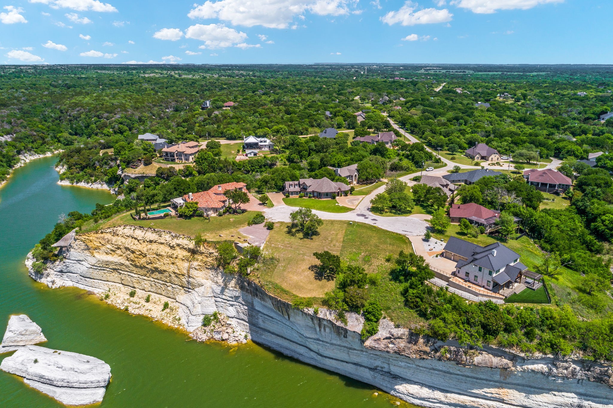 1239 Overlook Court