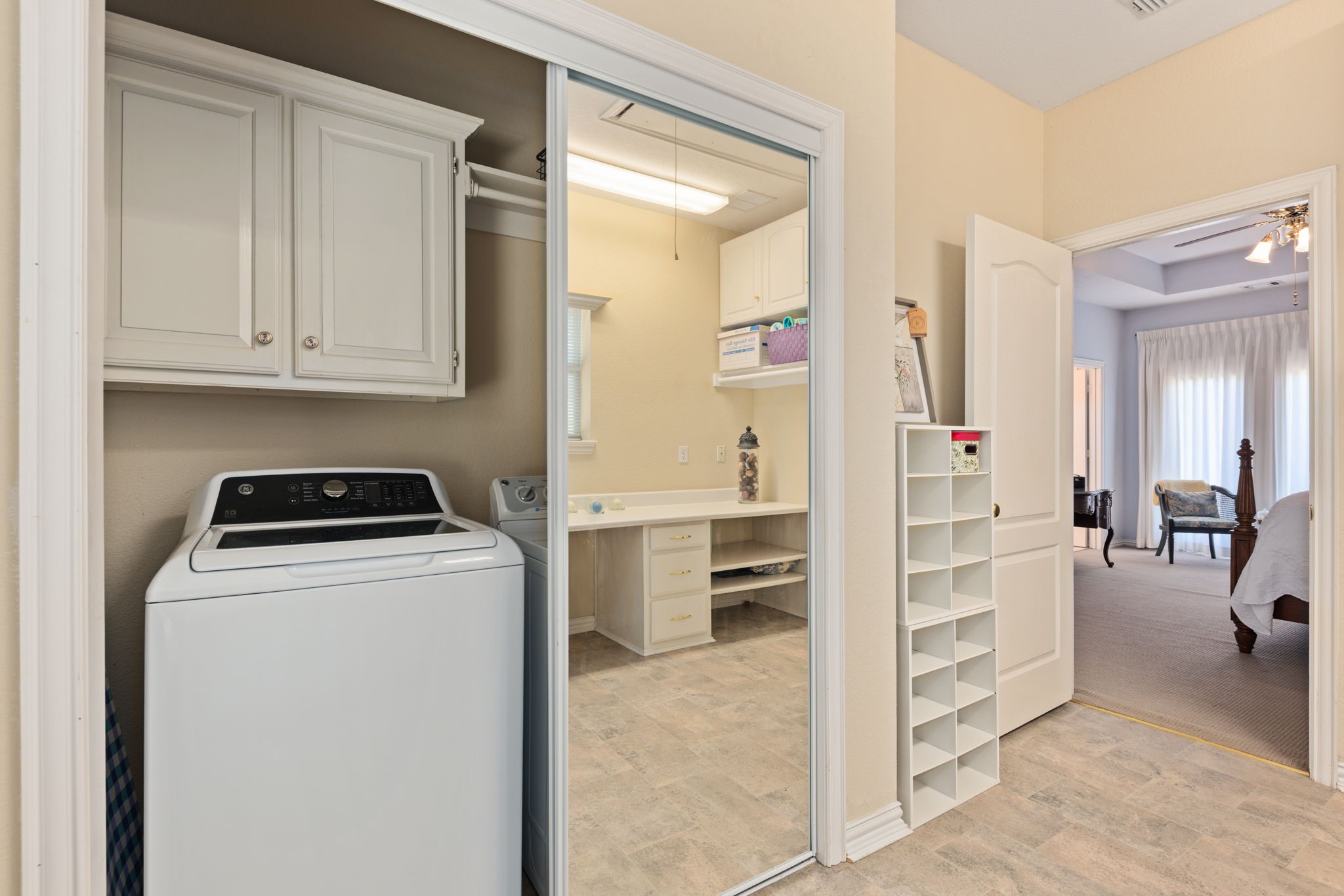 1239 Overlook Court
