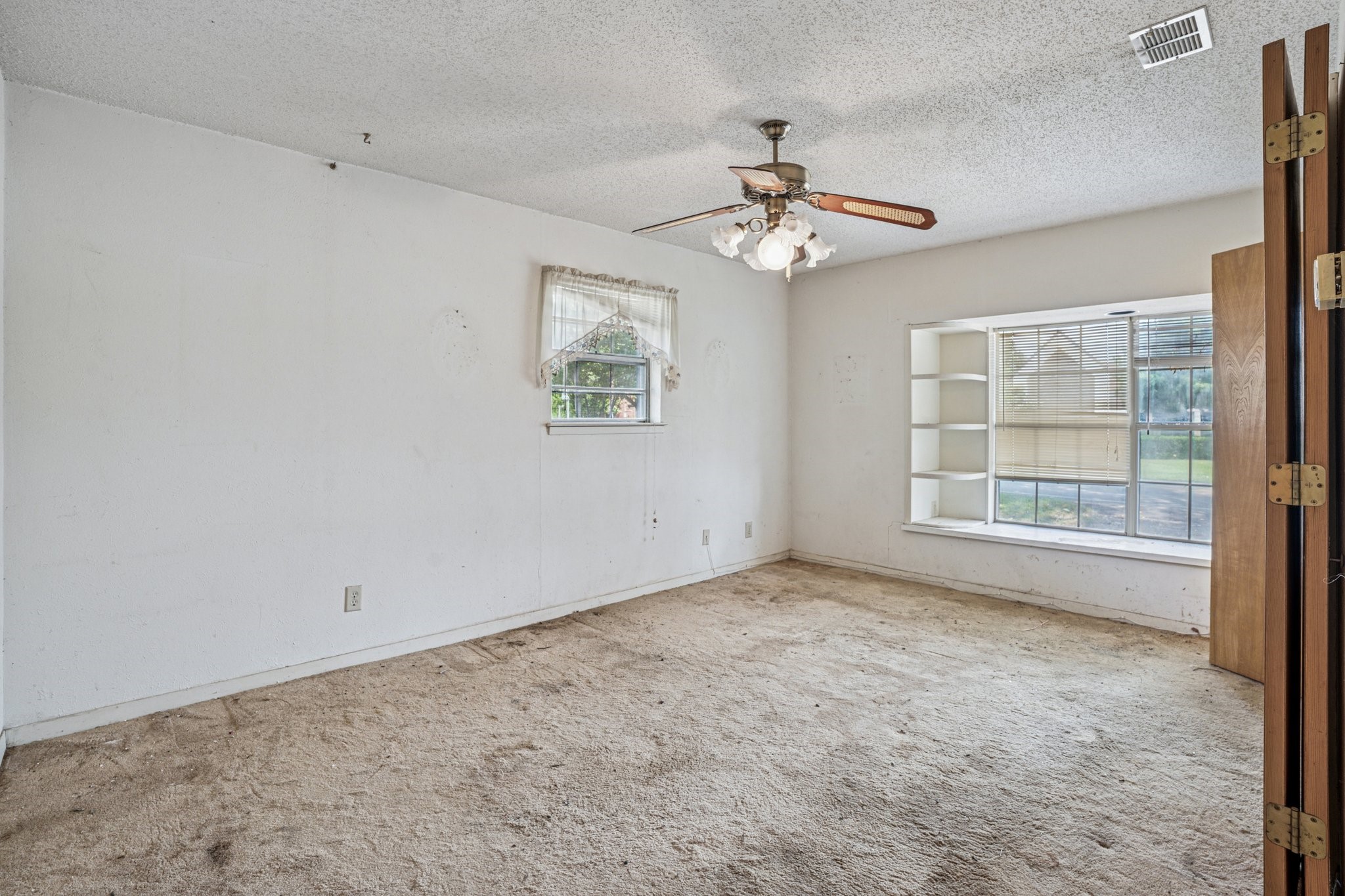 305 Bluebonnet Drive