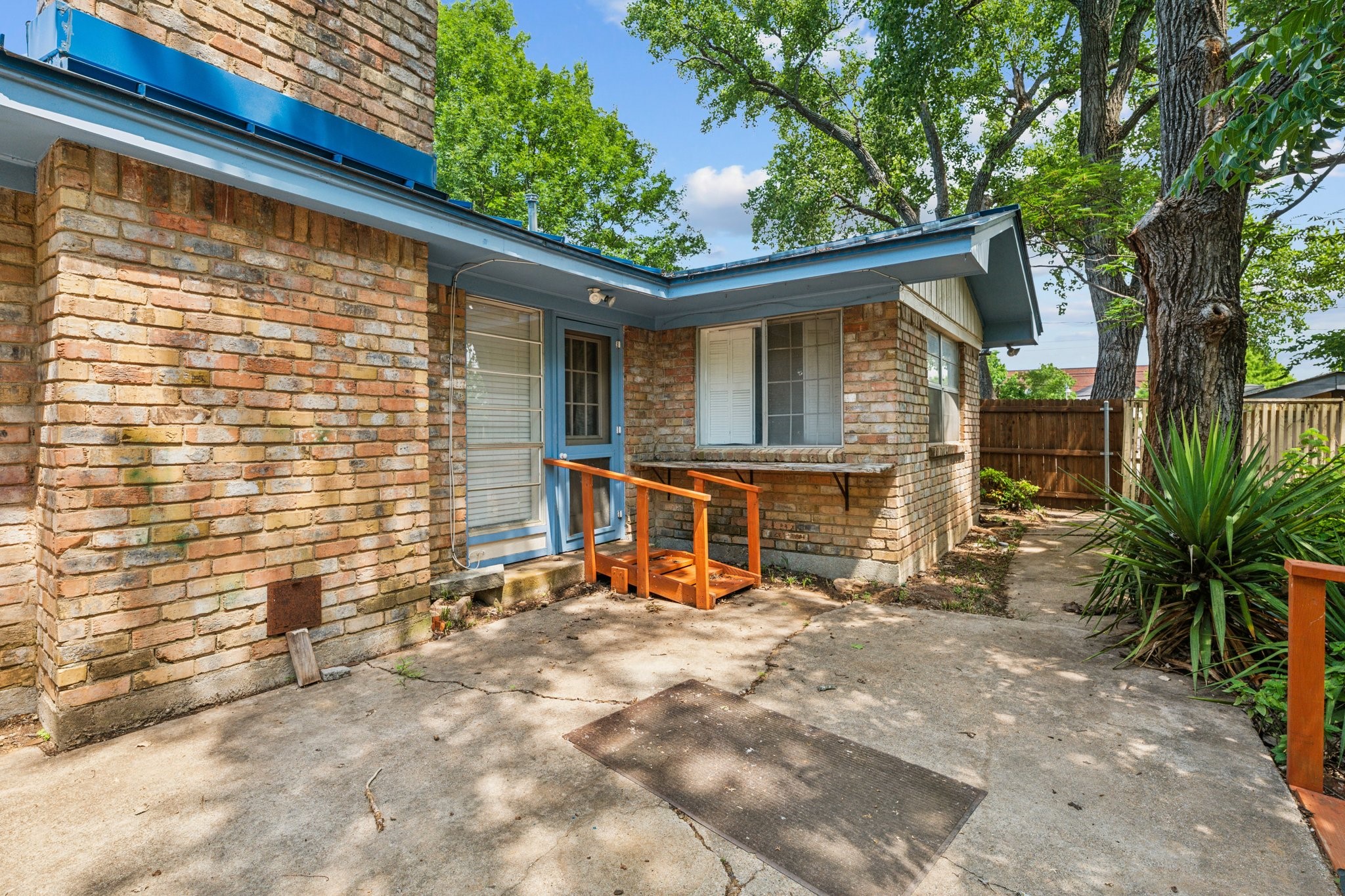 305 Bluebonnet Drive