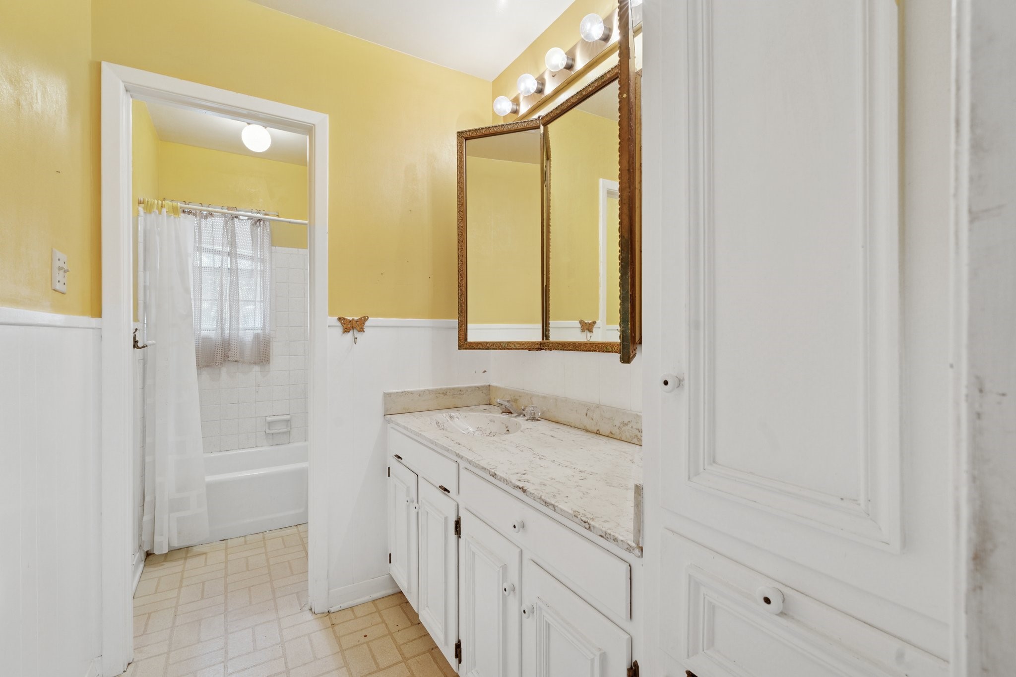 305 Bluebonnet Drive