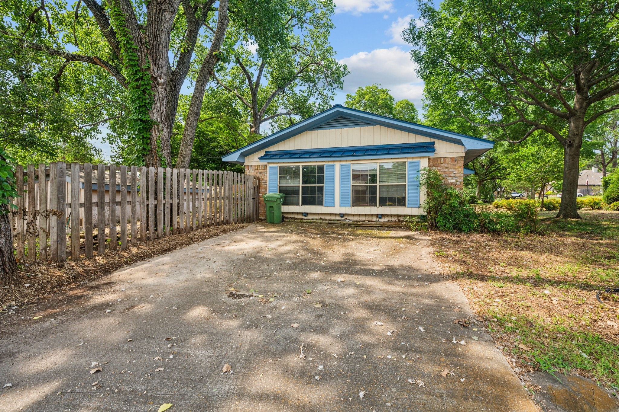 305 Bluebonnet Drive