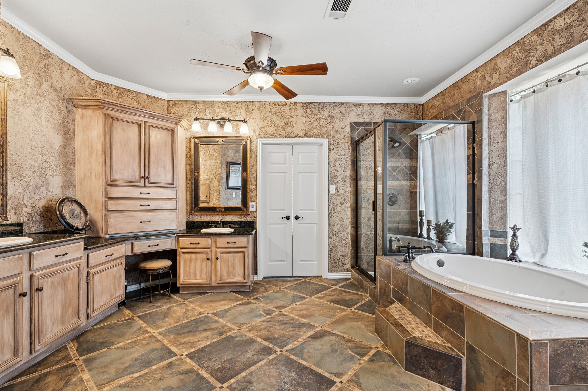 141 Pecan Hollow Drive