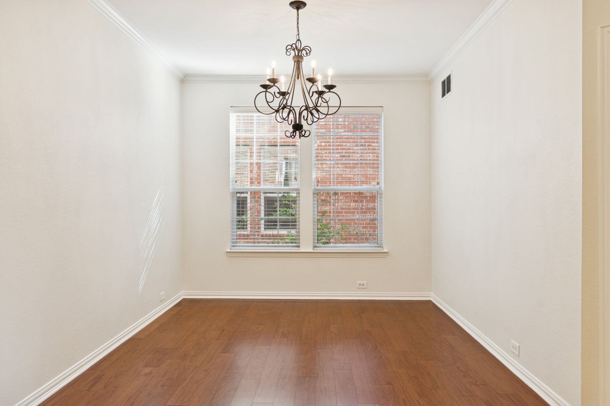 1191 Bonham Parkway