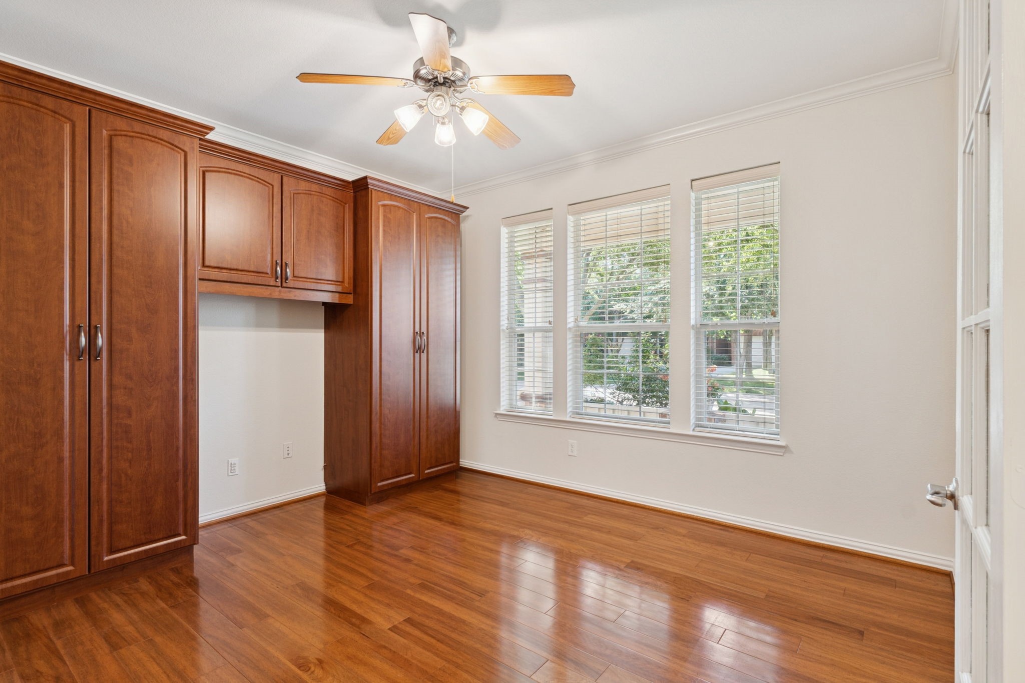 1191 Bonham Parkway