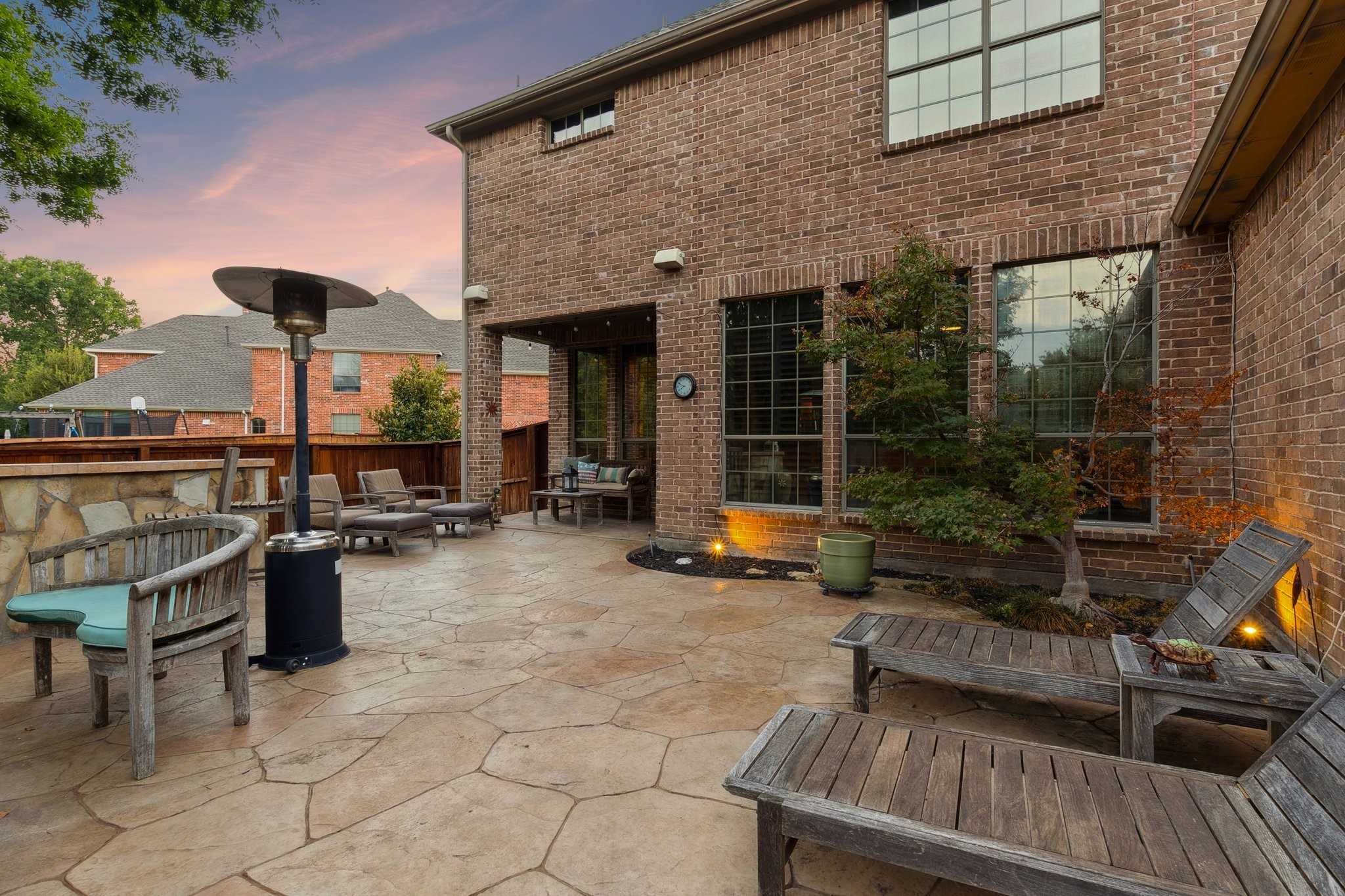 9121 Crockett Drive