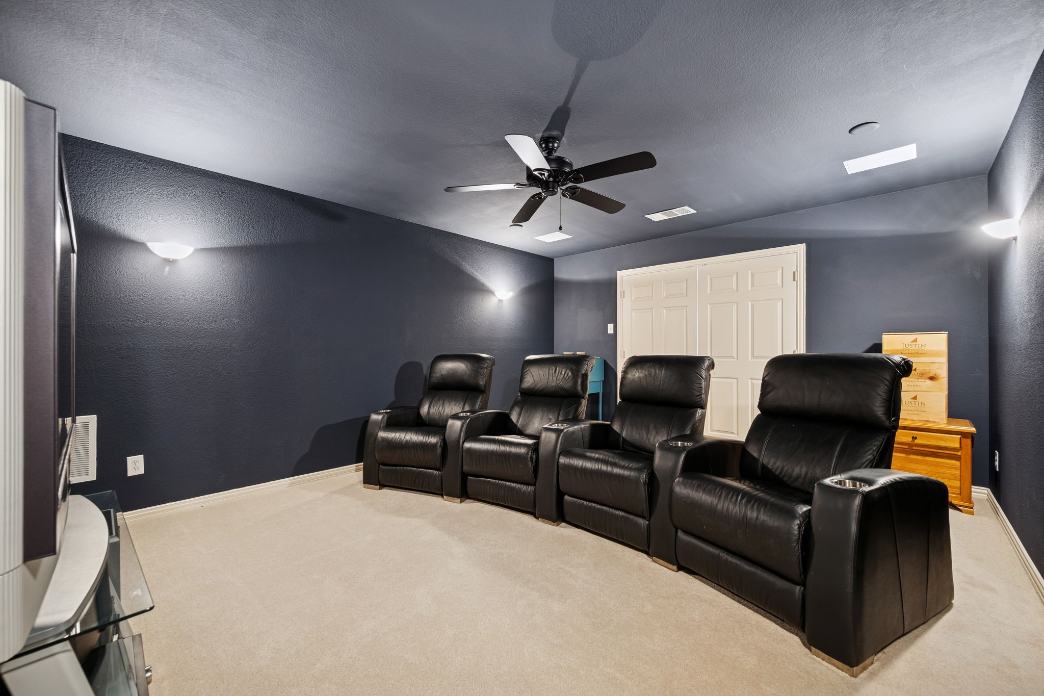 9121 Crockett Drive