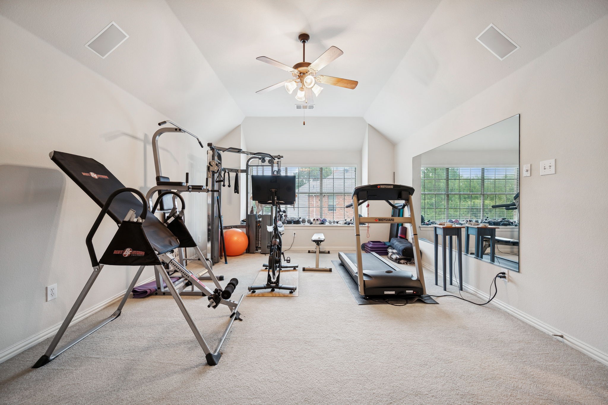 9121 Crockett Drive