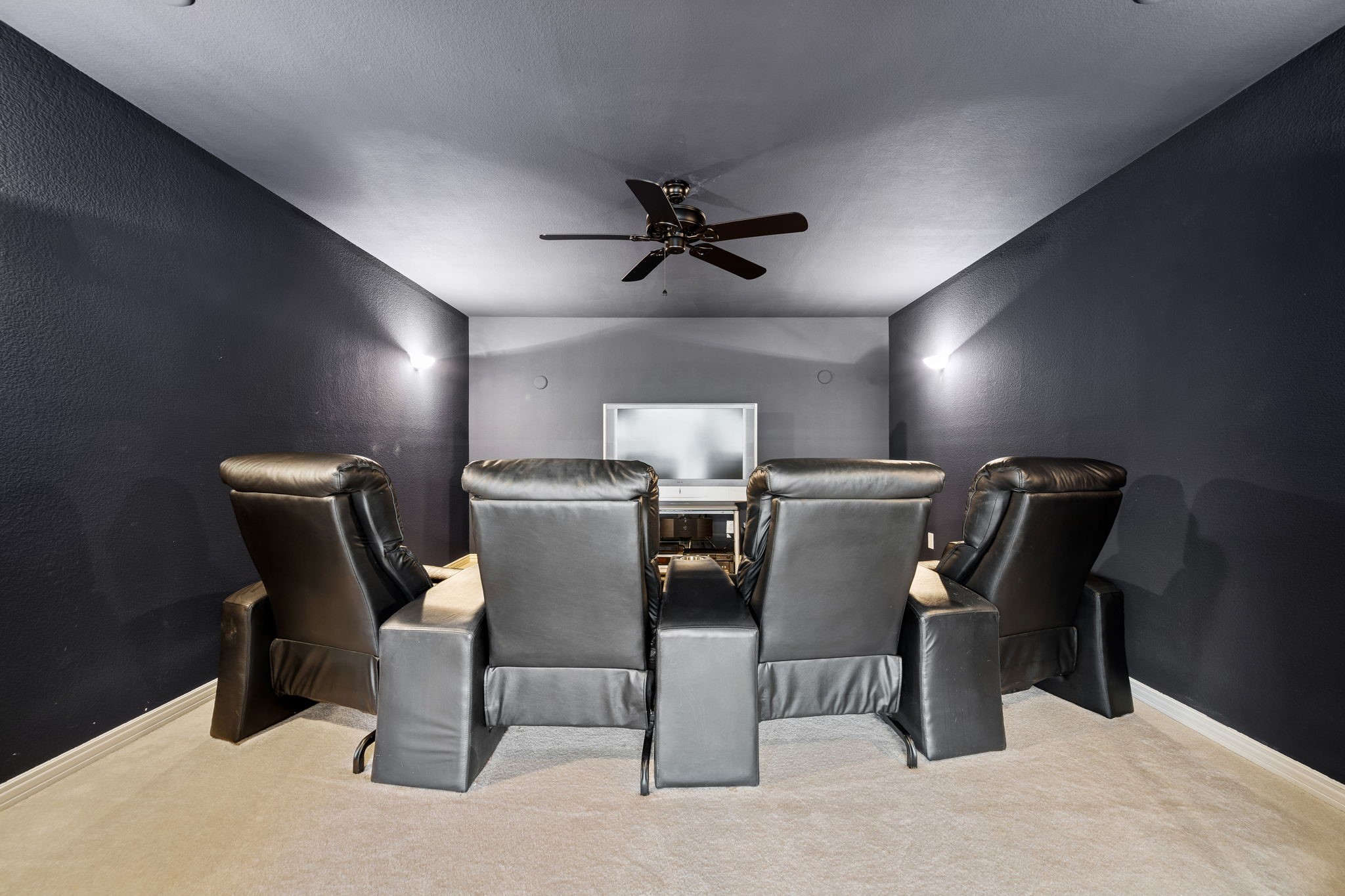 9121 Crockett Drive