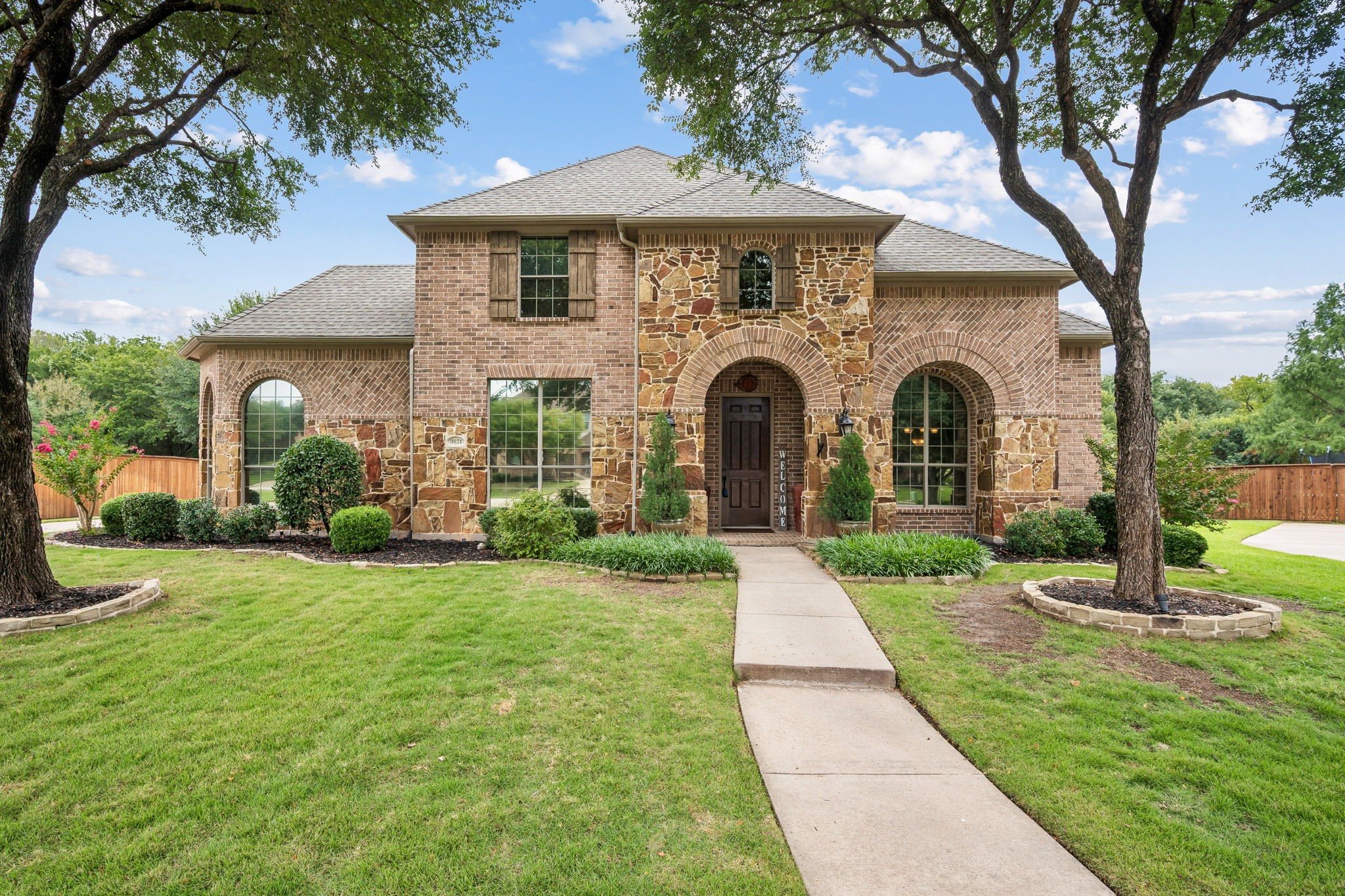 9121 Crockett Drive