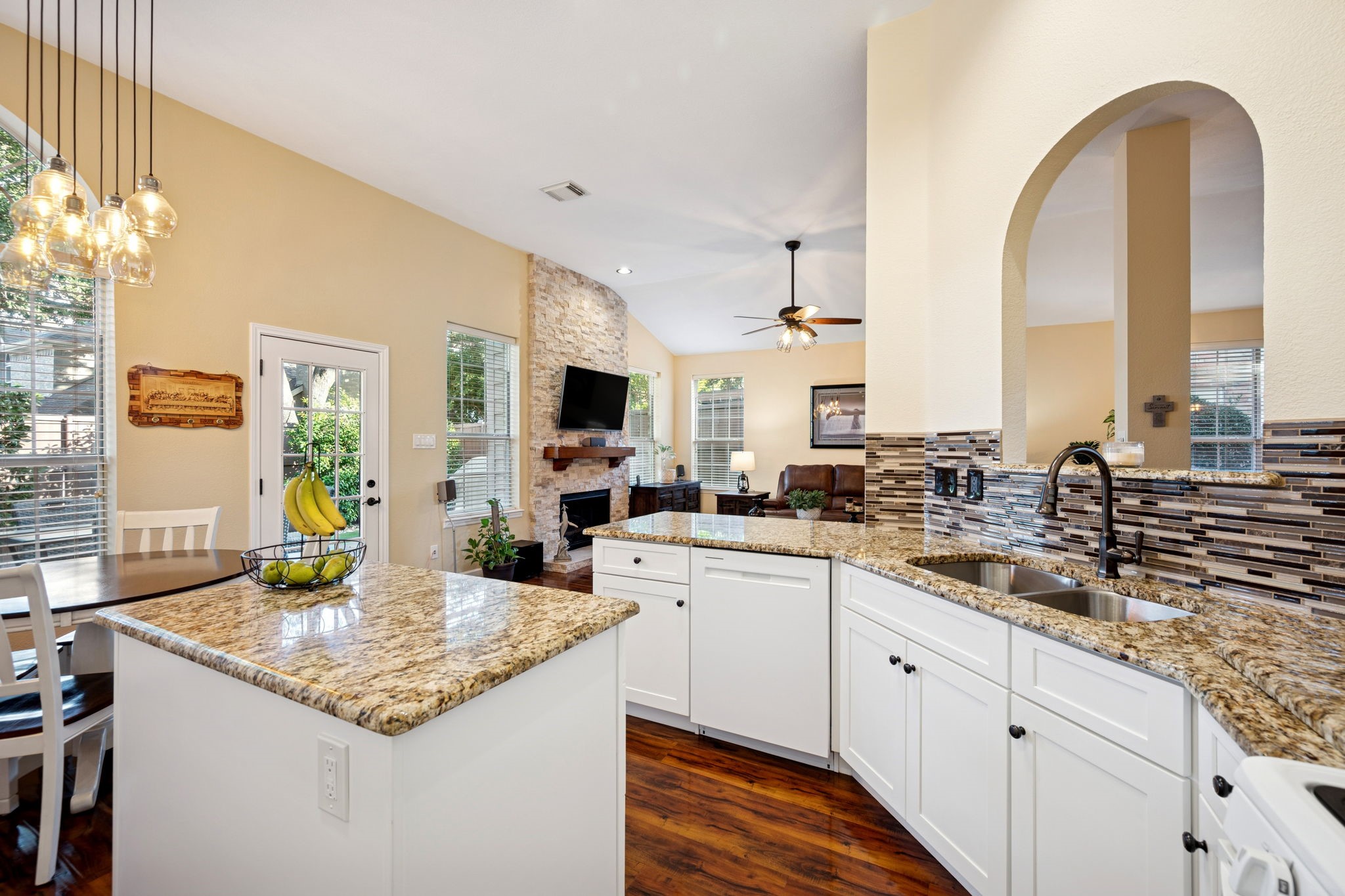 3316 Windchase Drive