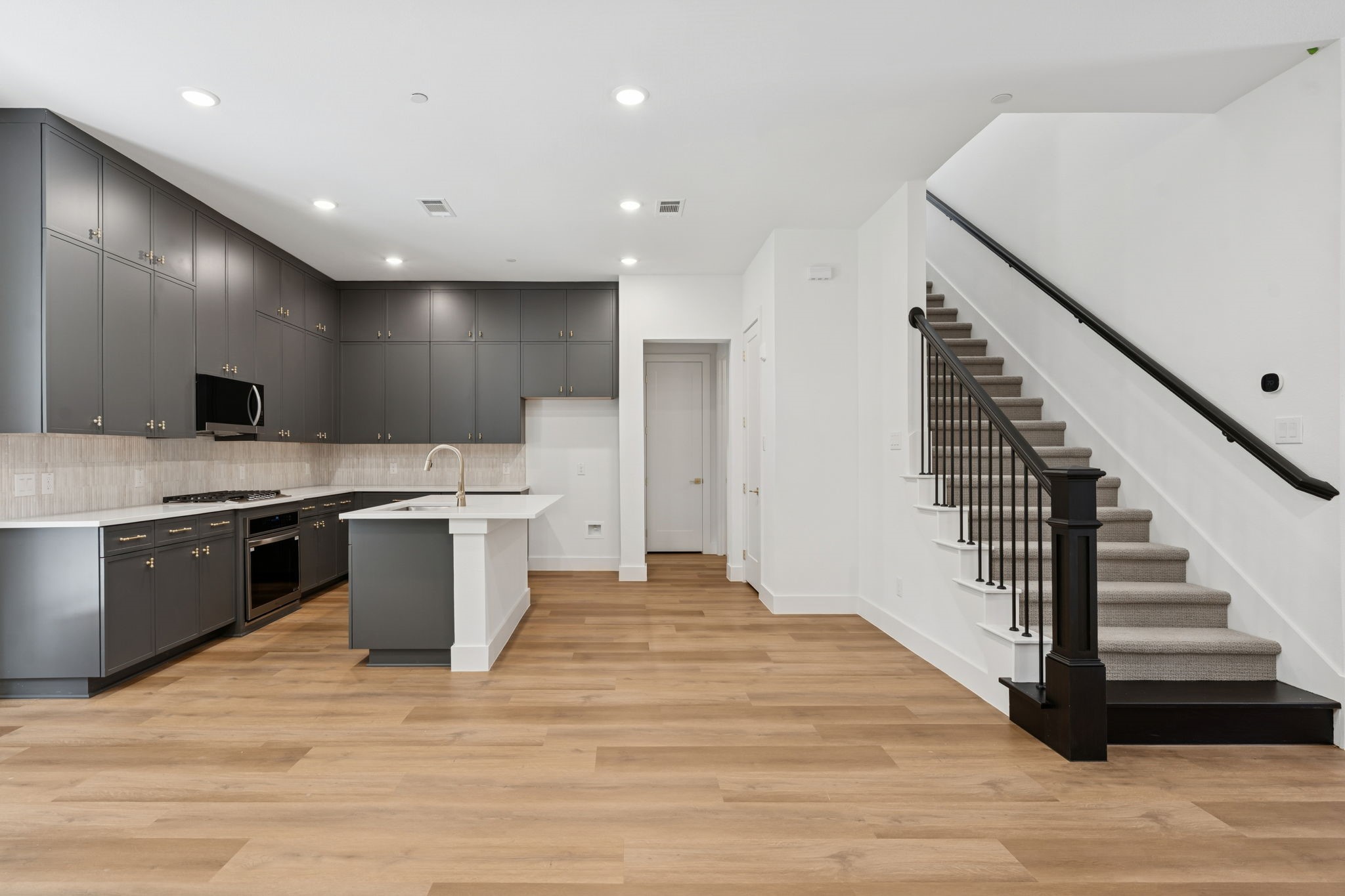 428 Waterscape Drive 1340