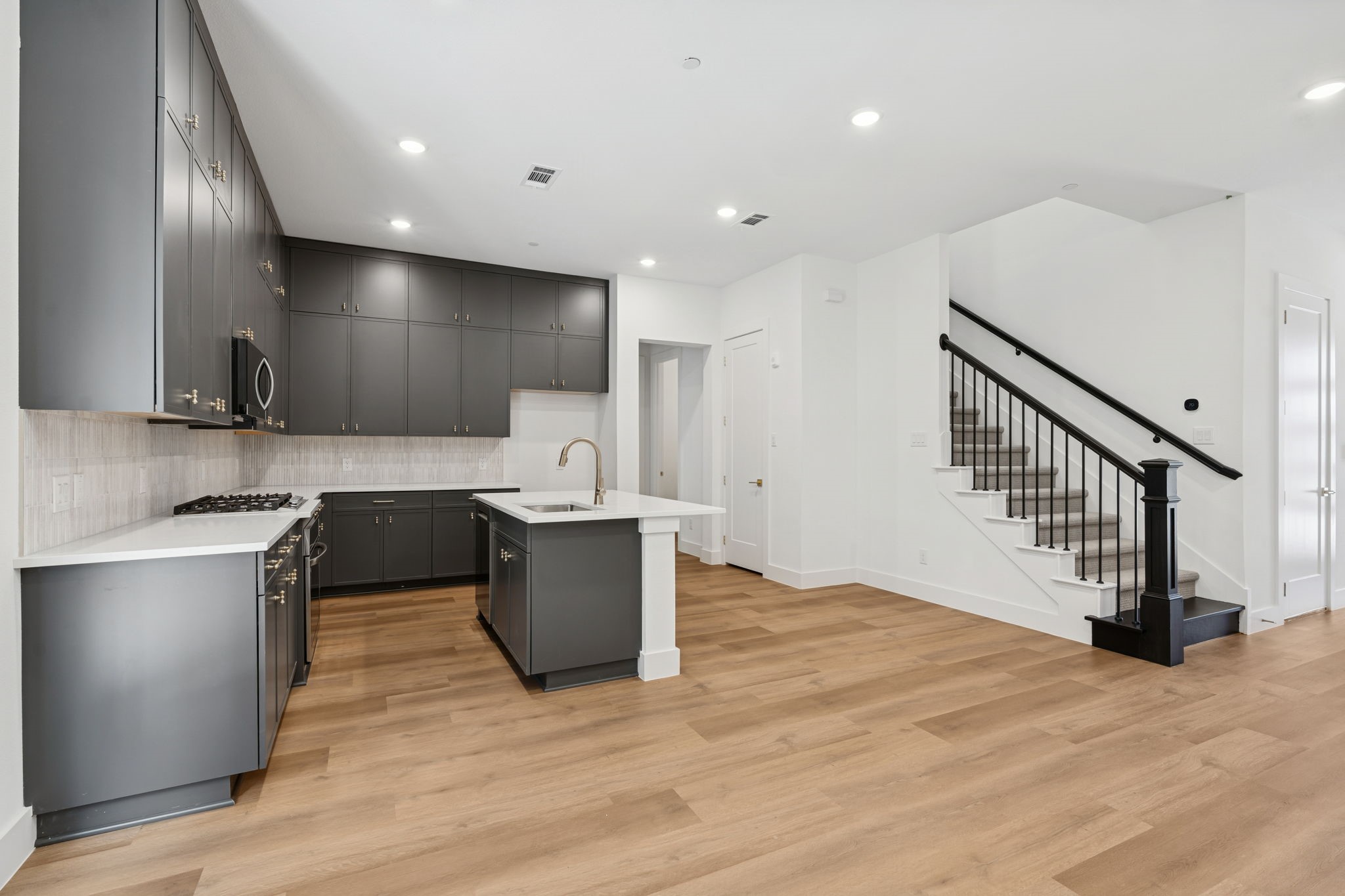 428 Waterscape Drive 1340