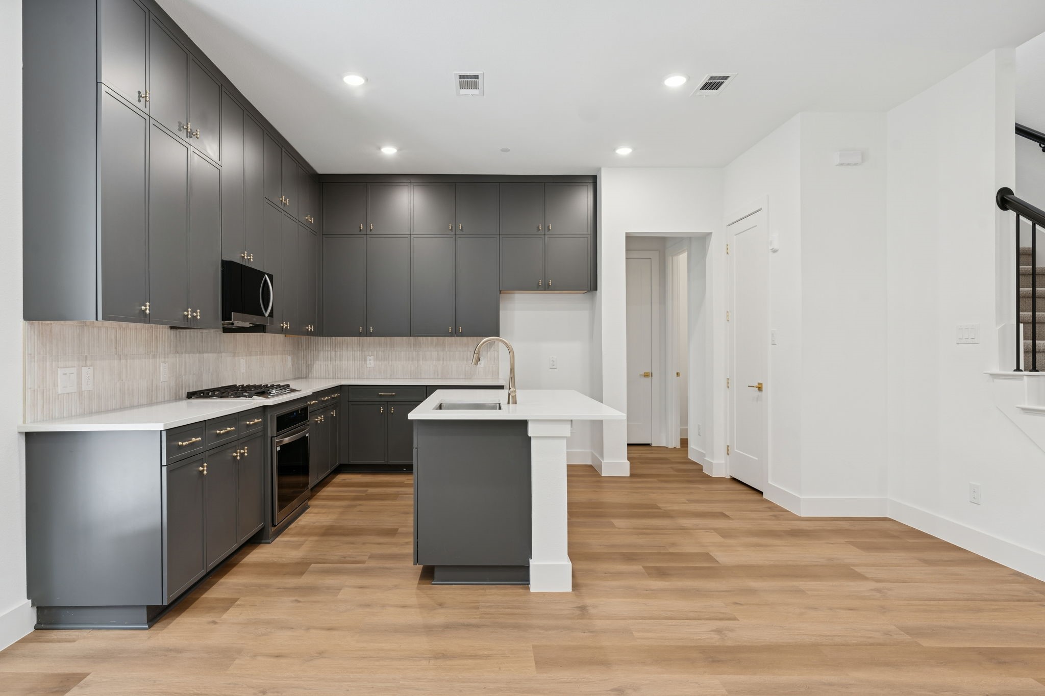 428 Waterscape Drive 1340