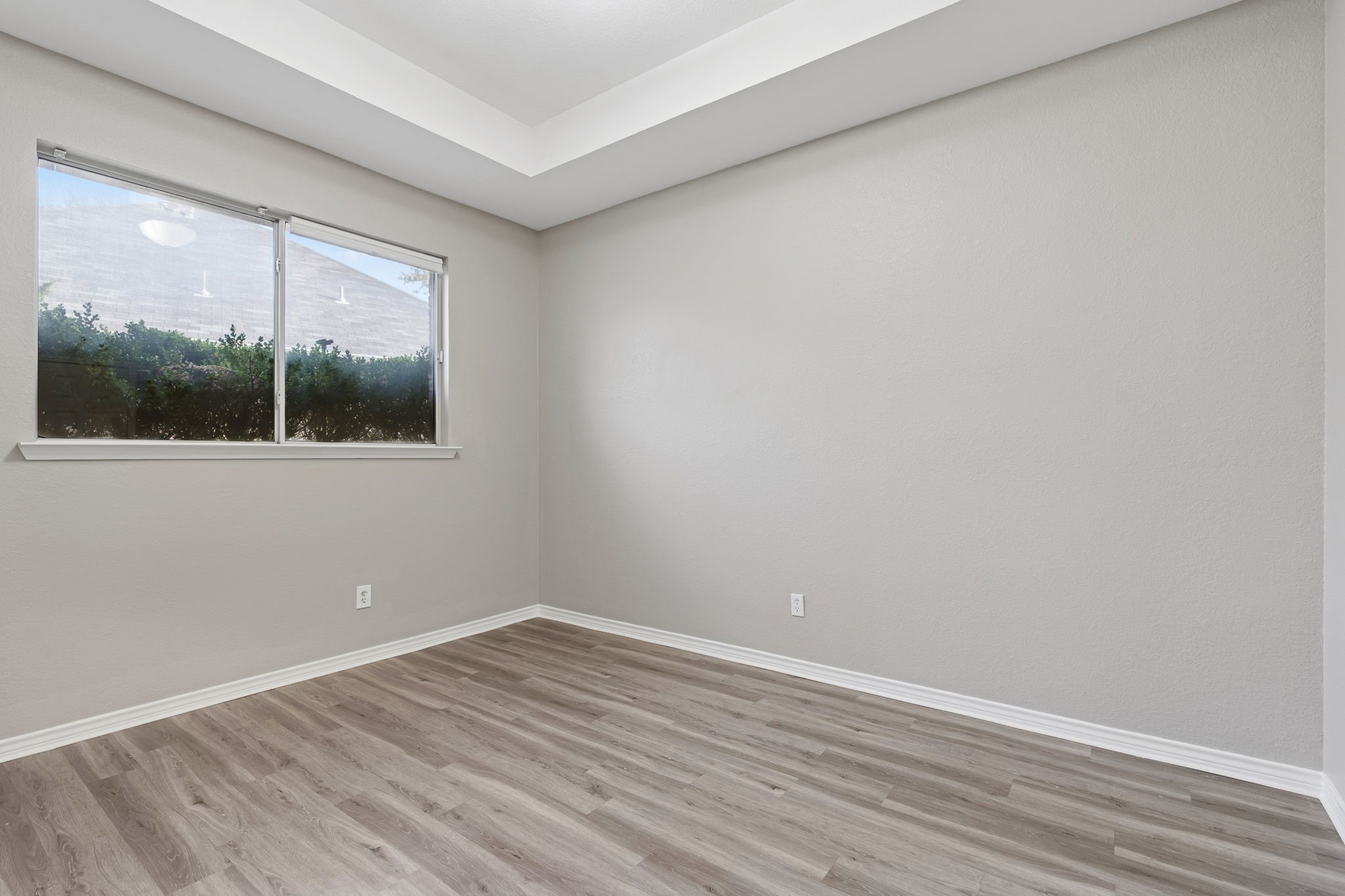 1433 Brazos Boulevard