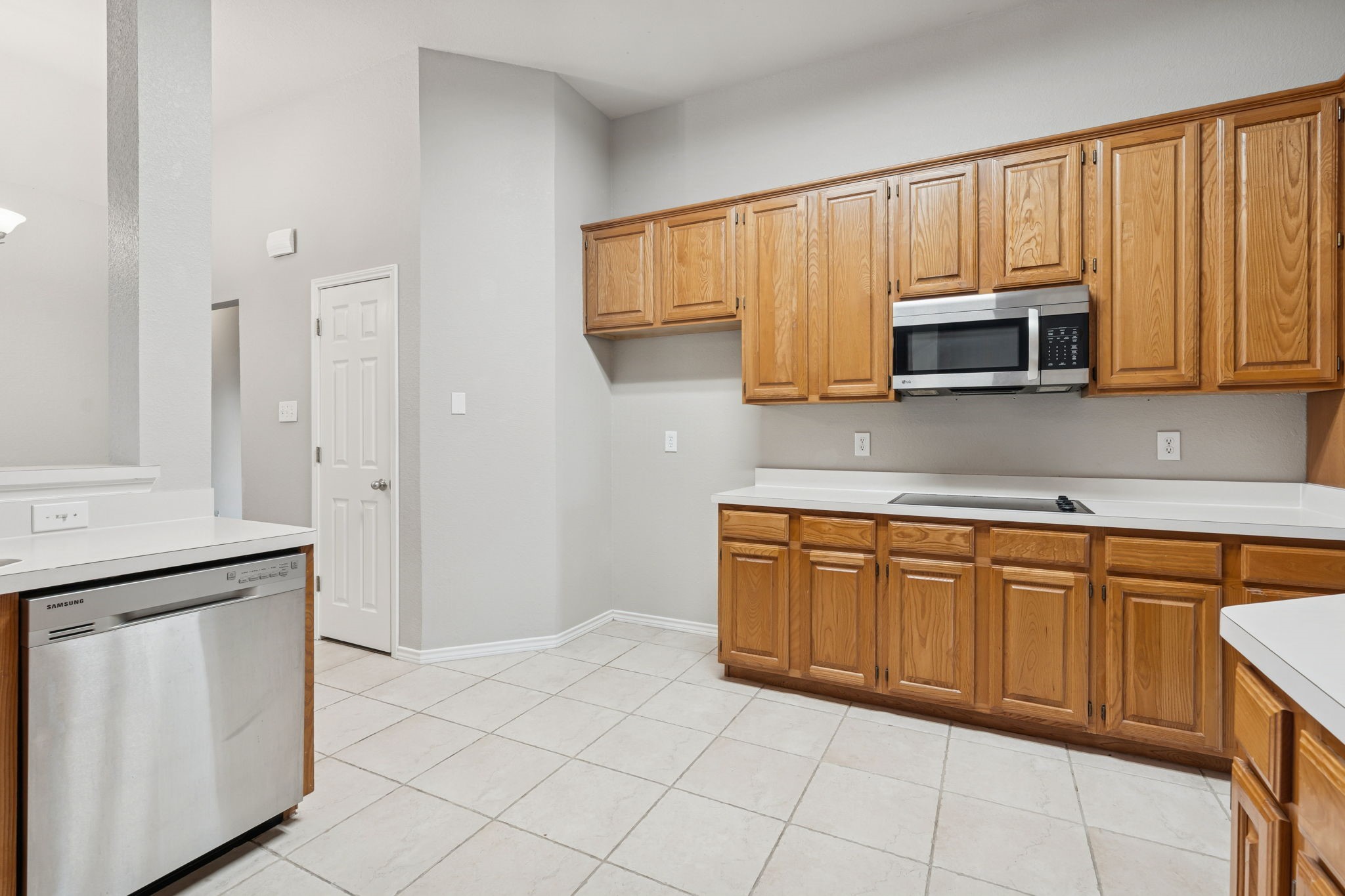 1433 Brazos Boulevard