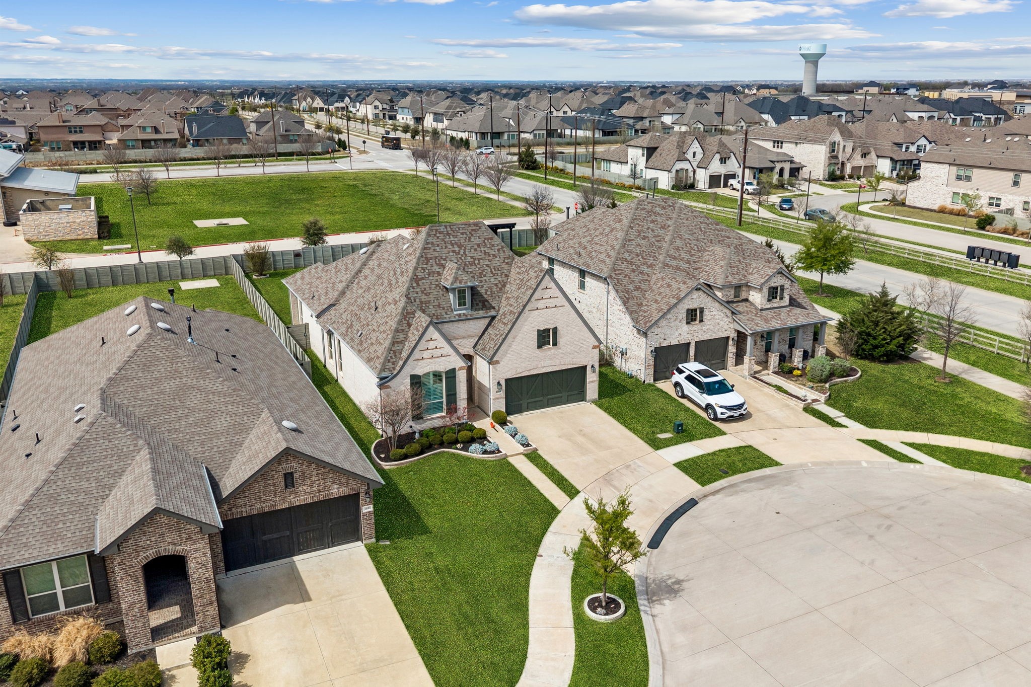 1605 Moss Trail Court