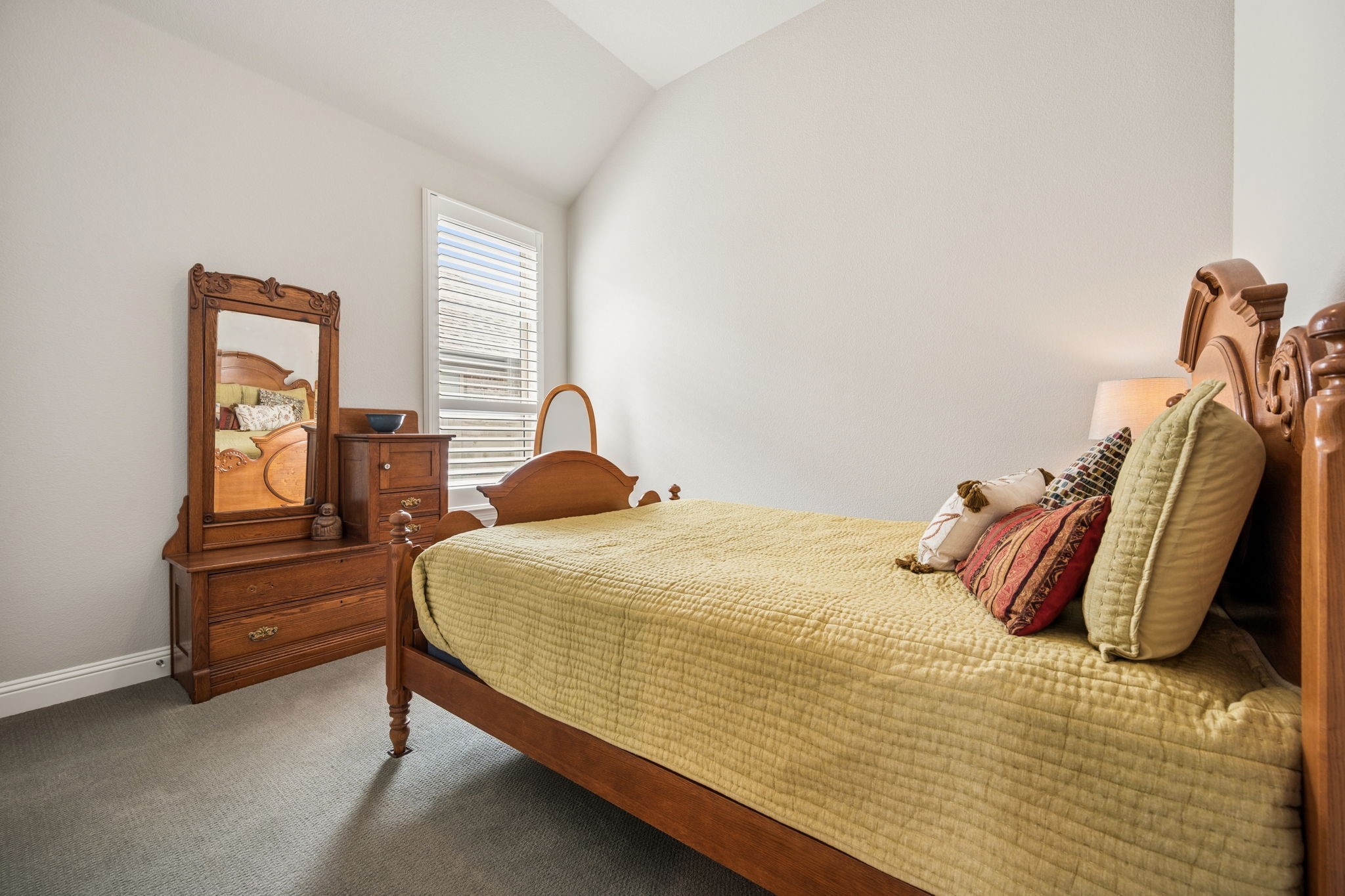 1605 Moss Trail Court