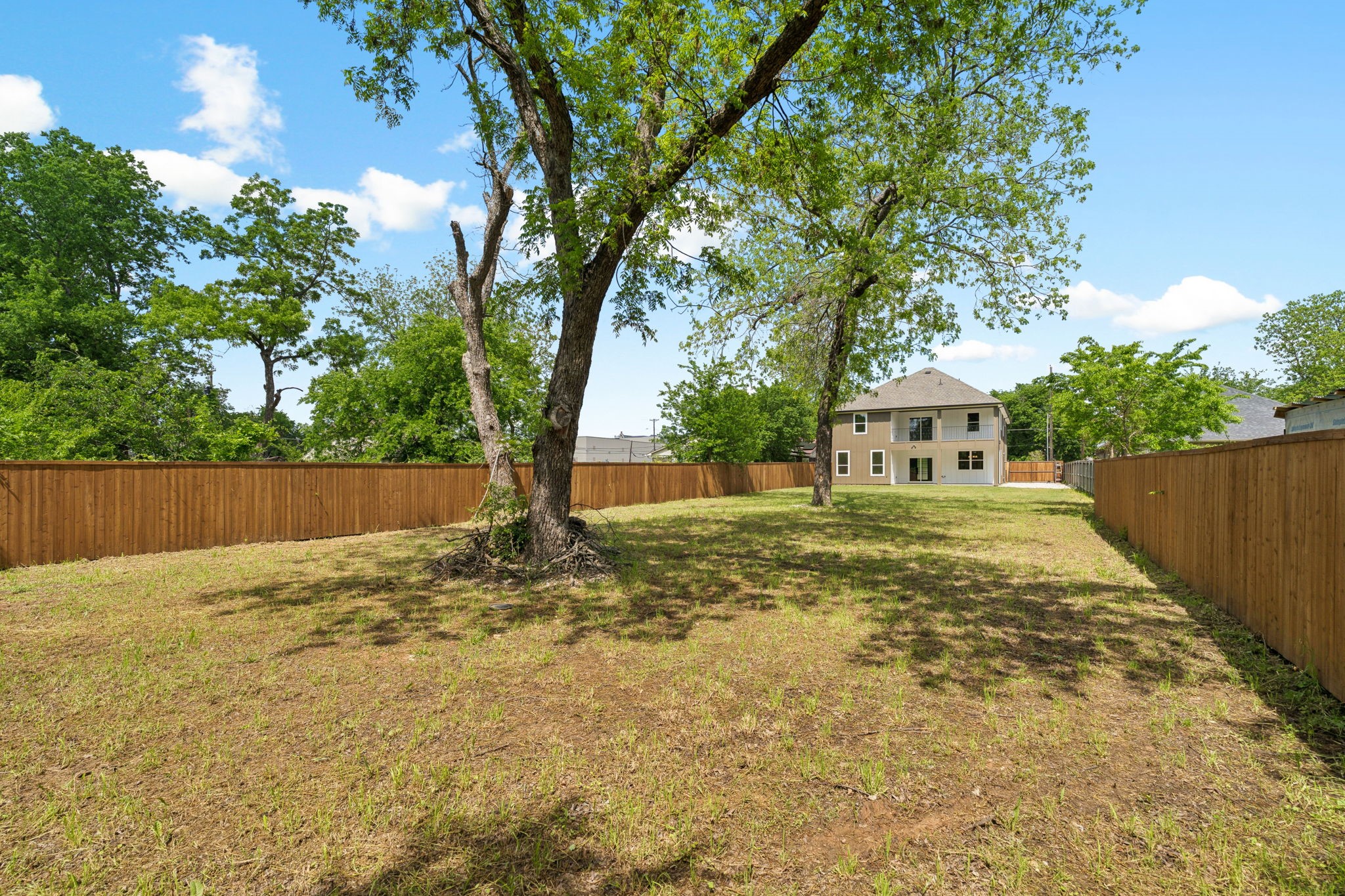 416 S Elm Street